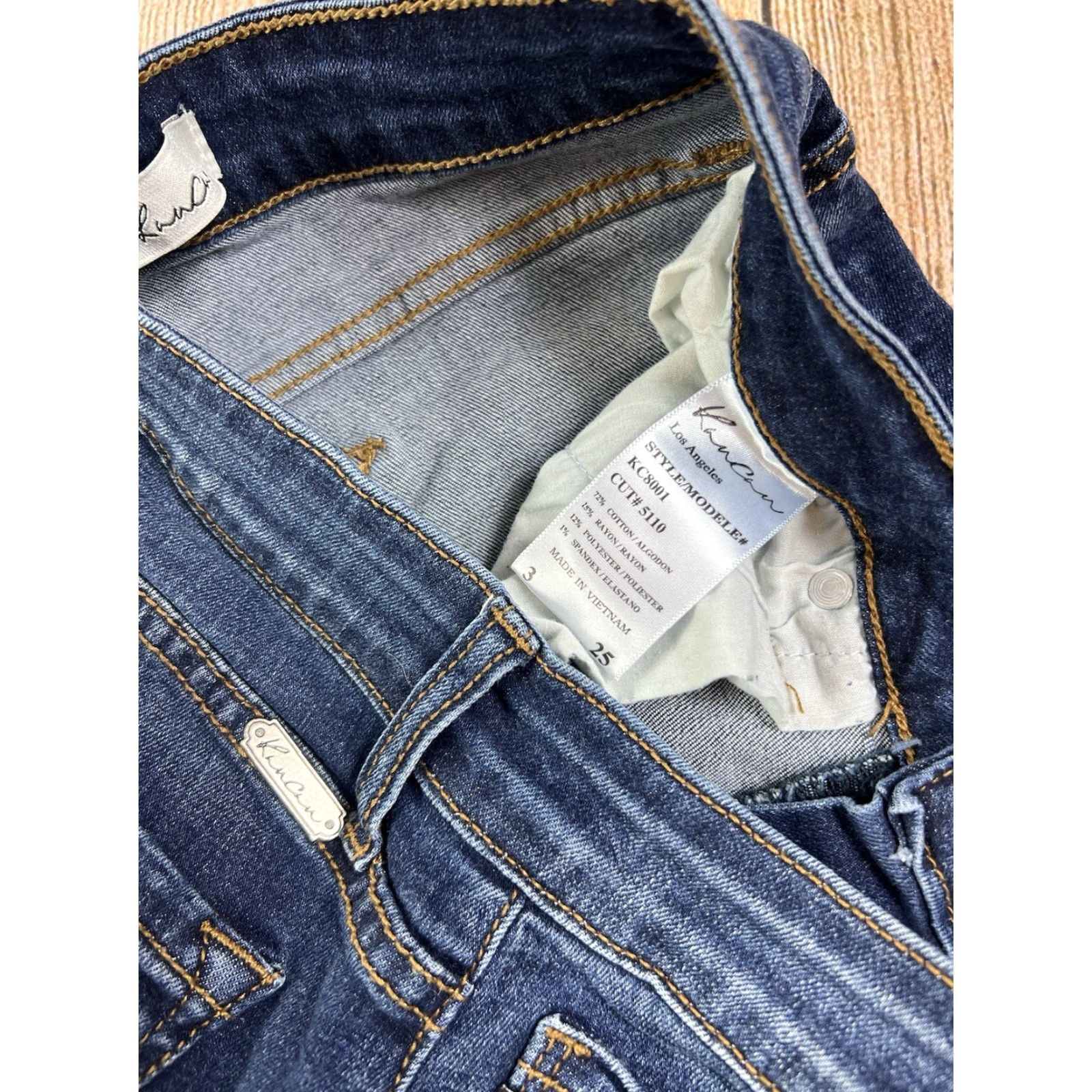 Vintage KanCan Jeans Skinny Denim Women 3 / 25 Dark Wash Blue Denim Narrow Fit Regular Size 3 Women Mens Girls Size 26" / US 2 / IT 38 - 6 Thumbnail