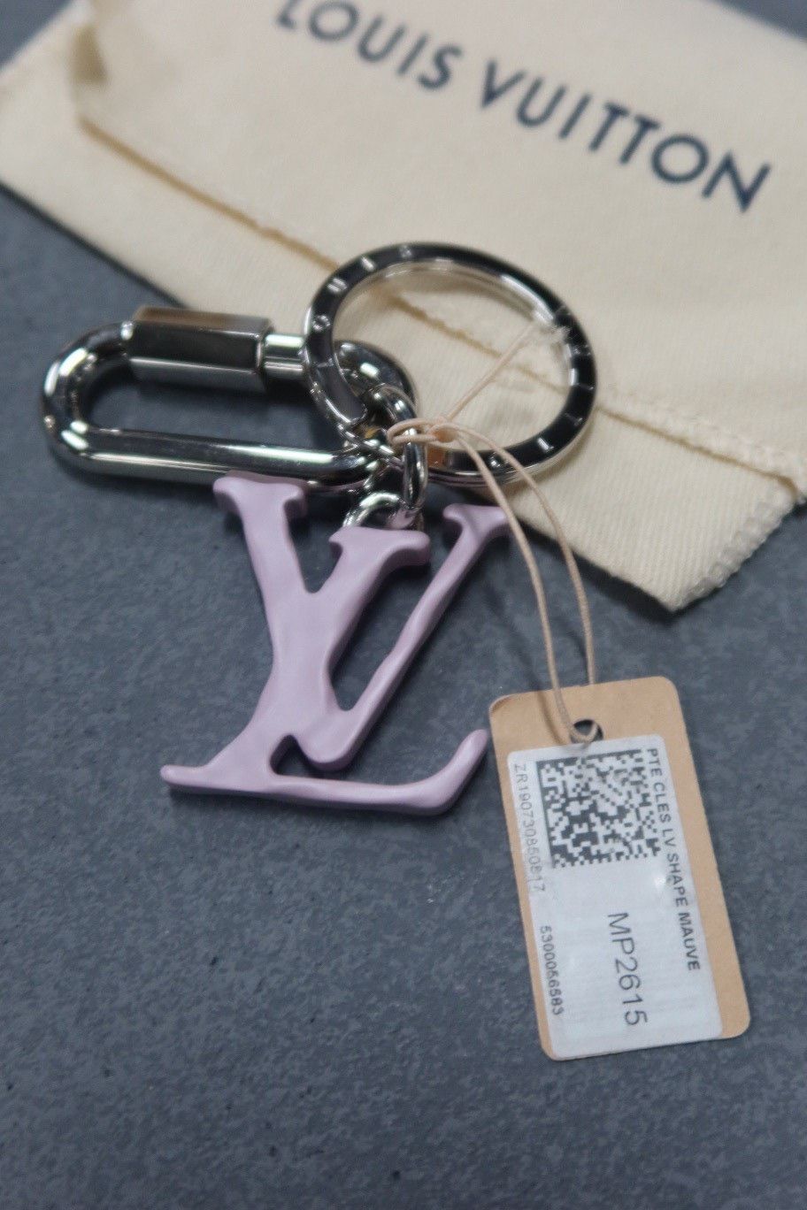 Louis Vuitton Louis Vuitton Pink Hoodie M Men Size US M / EU 48-50 / 2 - 1 Thumbnail
