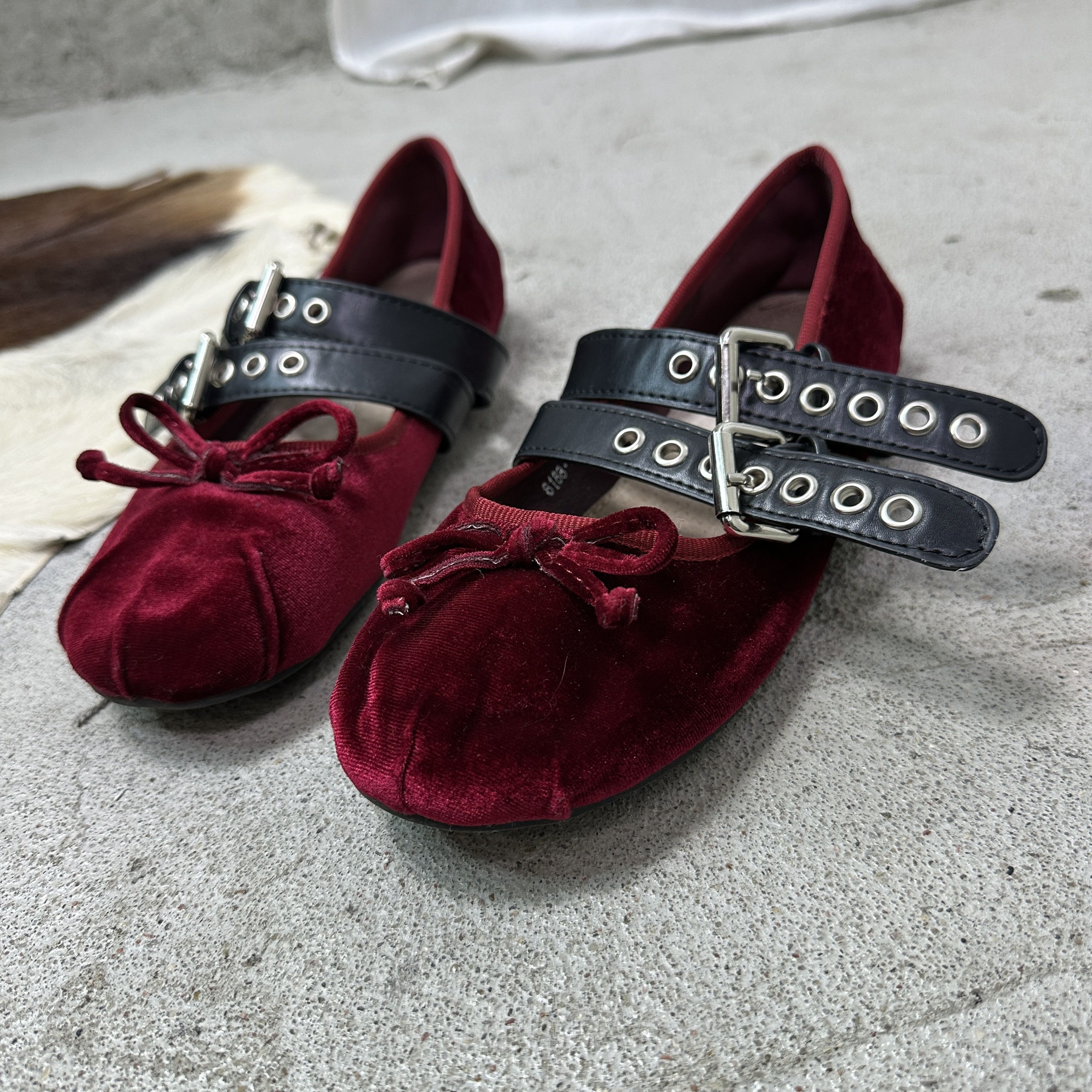 Vintage Vintage Avant Garde Leather Straped Ballet Flats Y2K Size US 8 / IT 38 - 6 Thumbnail