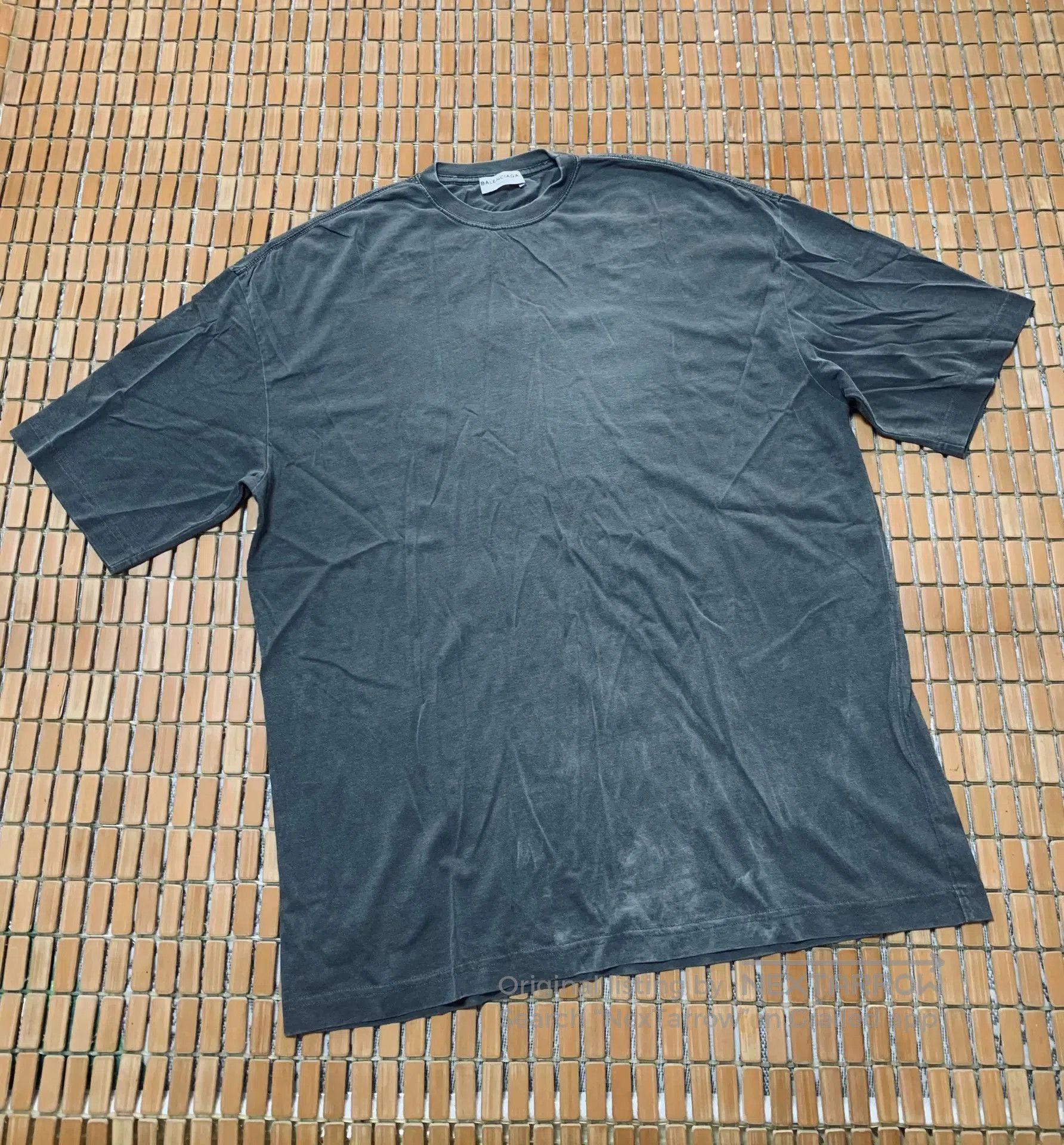 Balenciaga Balenciaga Washed Sanskrit Embroidery Tee. Size US S / EU 44-46 / 1 - 2 Thumbnail