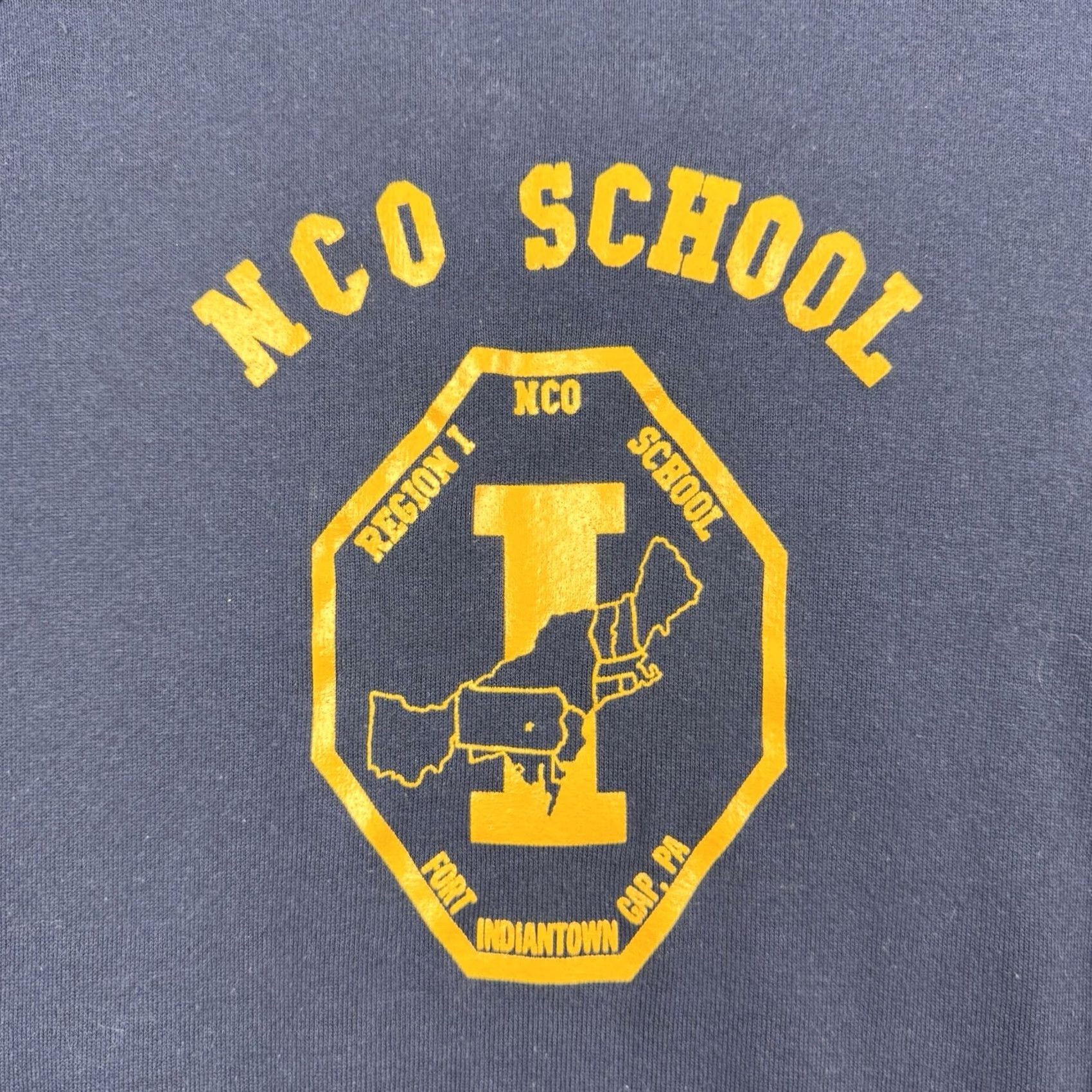 Jerzees VINTAGE NCO School Army Sweatshirt Men's Medium Blue Jerzees 80s USA Army 1980s Pullover Crew Neck Regular - Mens Tools: Navy? Size US M / EU 48-50 / 2 - 3 Thumbnail