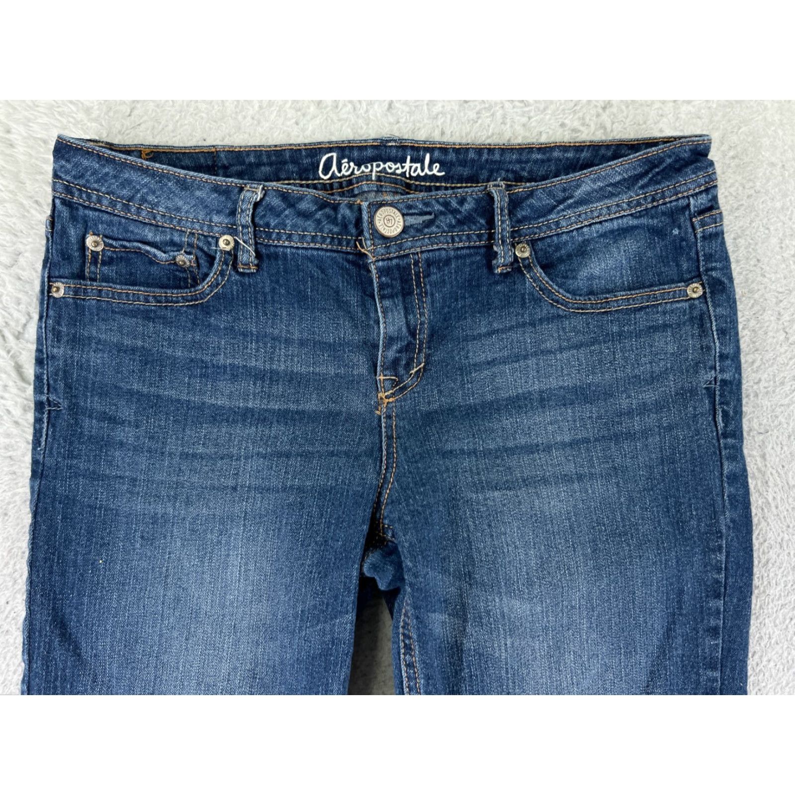 Vintage Aéropostale Jeans Womens 9 Long Blue Denim Hailey Flare Low Rise 30x32 Slim Stretch Distressed 5-Pocket Design Size 30" / US 8 / IT 44 - 7 Thumbnail