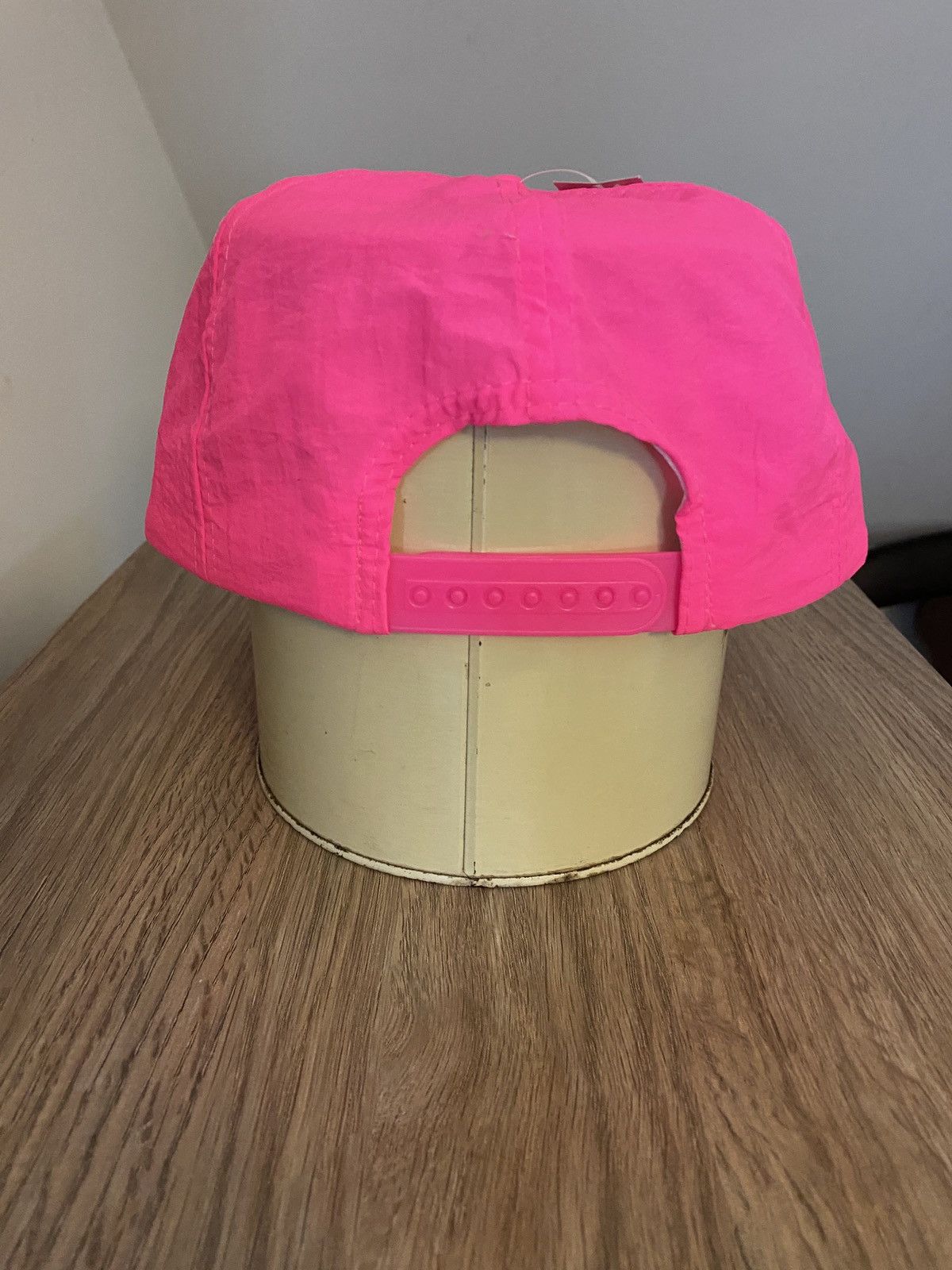 MLB × Vintage Vintage NWT Phillies Hot Pink Nylon Snap Back Hat Cap New Size ONE SIZE - 9 Thumbnail