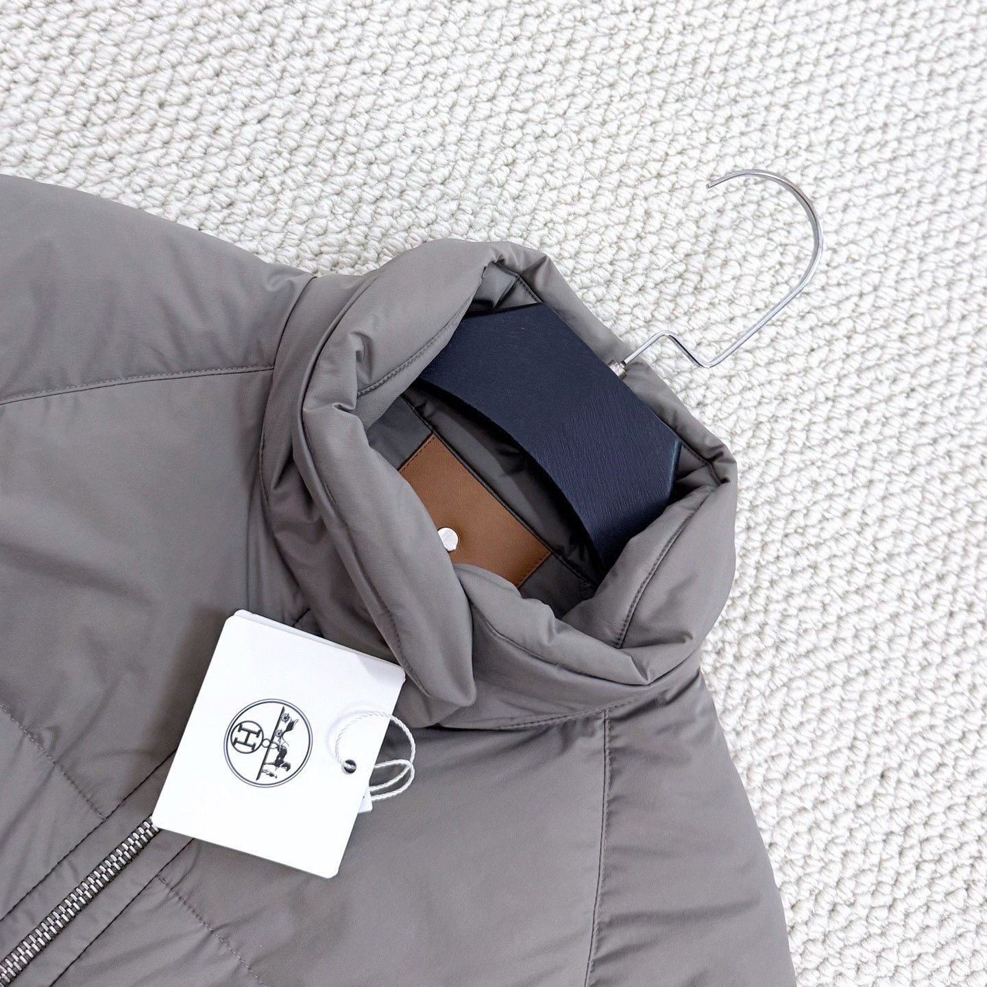 Hermes Hermes Light Brown Equestrian Down Jacket Size US S / EU 44-46 / 1 - 3 Thumbnail