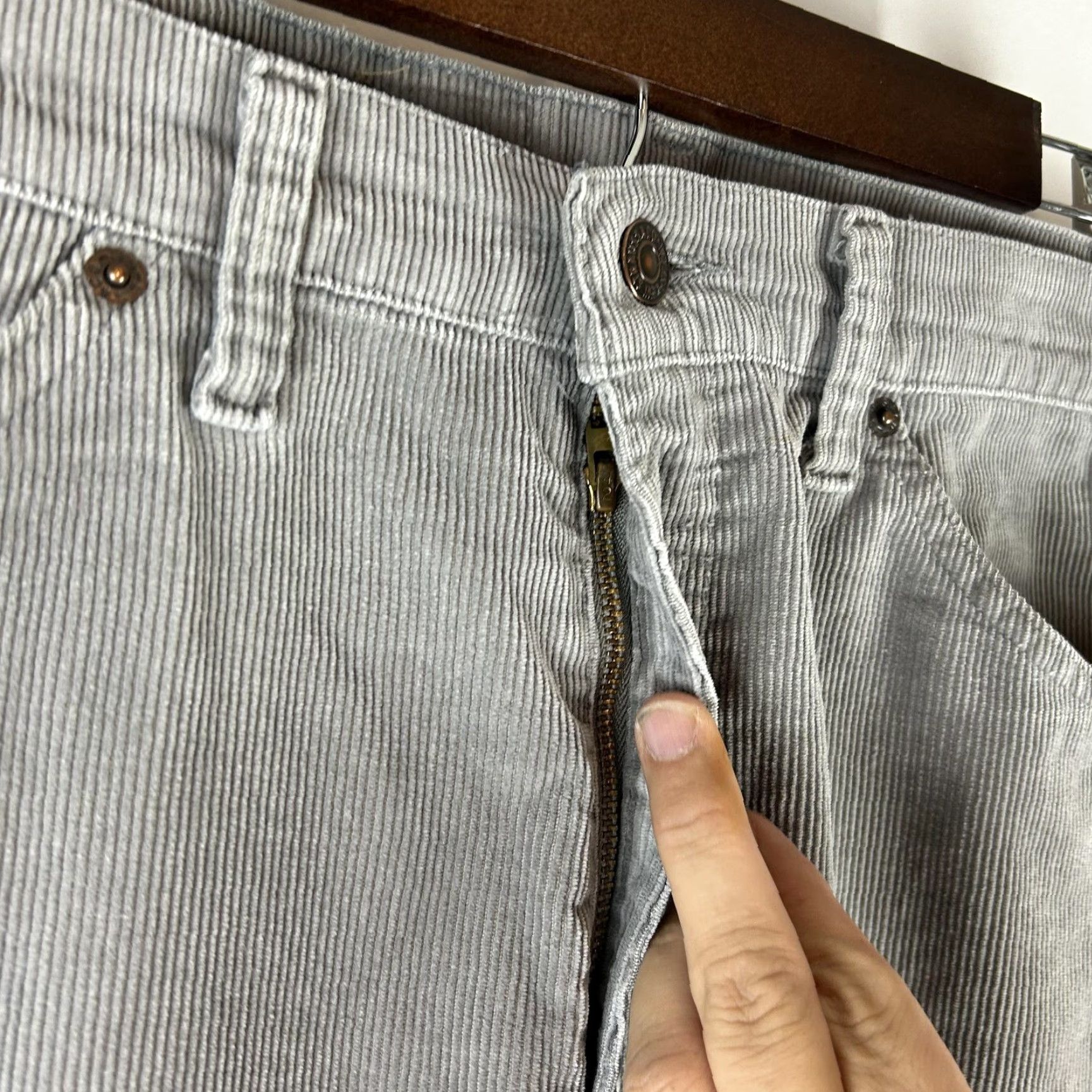 Levi's VINTAGE Levi's 517 Pants Men's 34x36 Corduroy 5-Pocket Bootcut Gray 80s USA Mens Size US 34 / EU 50 - 4 Thumbnail