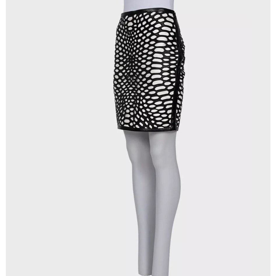 Tom Ford Tom Ford Black & White Perforated Leather Skirt - IT40/S Size 27" / US 4 / IT 40 - 2 Thumbnail