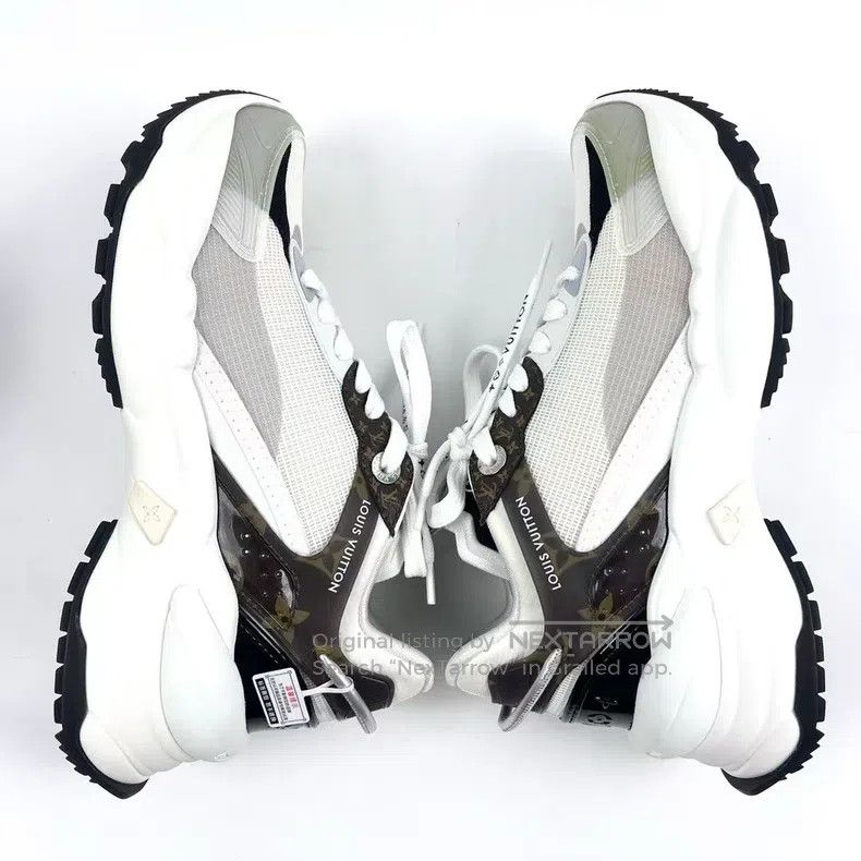 Louis Vuitton Louis Vuitton White run55 sneakers Size US 6 / IT 36 - 3 Thumbnail