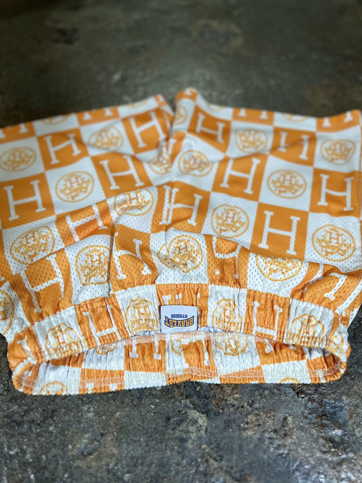 Bravest Studios BRAVEST STUDIOS SHORTS SZ M ORANGE H NBA DESIGNER BASKETBALL Size US 32 / EU 48 - 6 Thumbnail