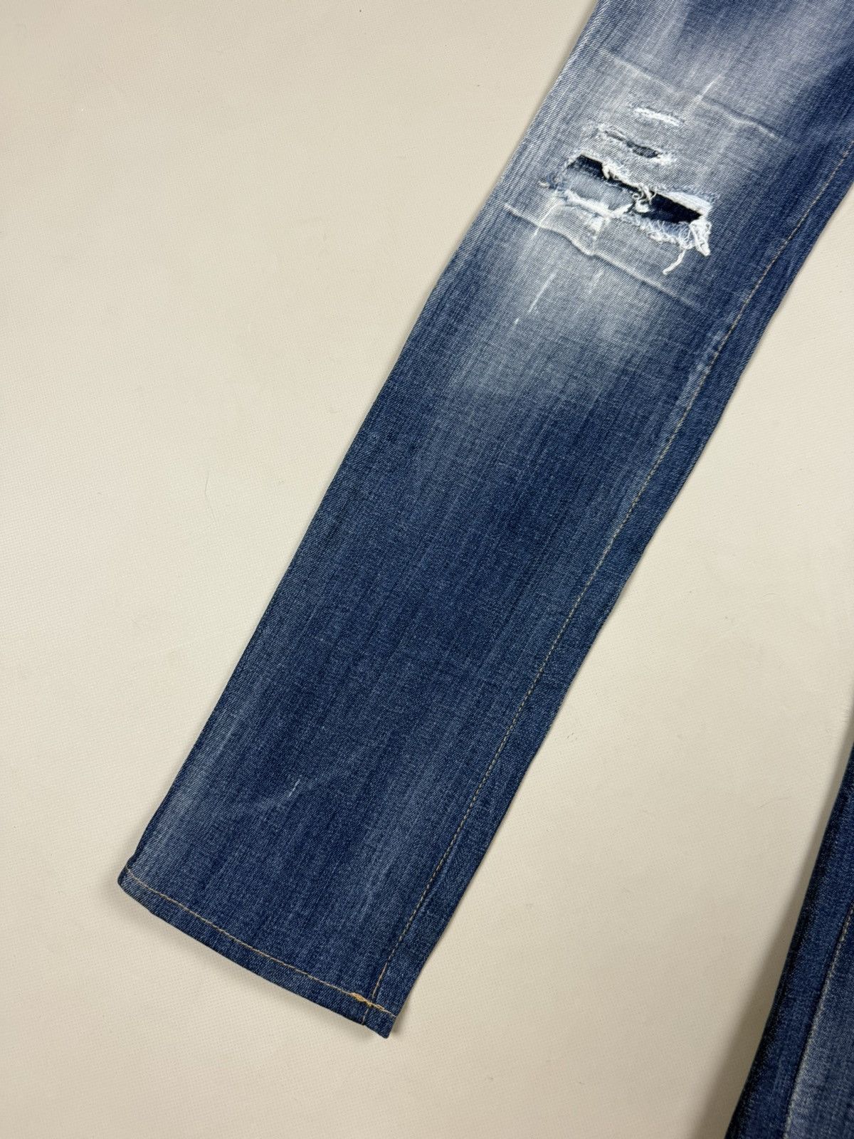 Dsquared2 Dsquared2 Medium Waist Flare Jean Distressed Denim Jeans Size 27" / US 4 / IT 40 - 8 Thumbnail