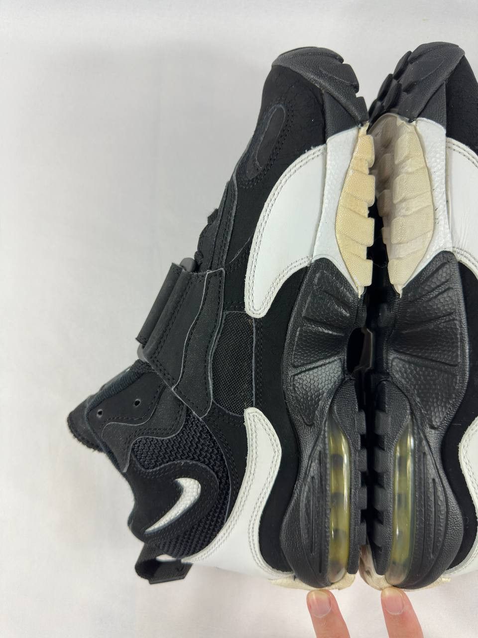 Nike Nike Air Max Zoom Turf 'Black White Yellow' 2012 Size US 7.5 / EU 40-41 - 13 Thumbnail