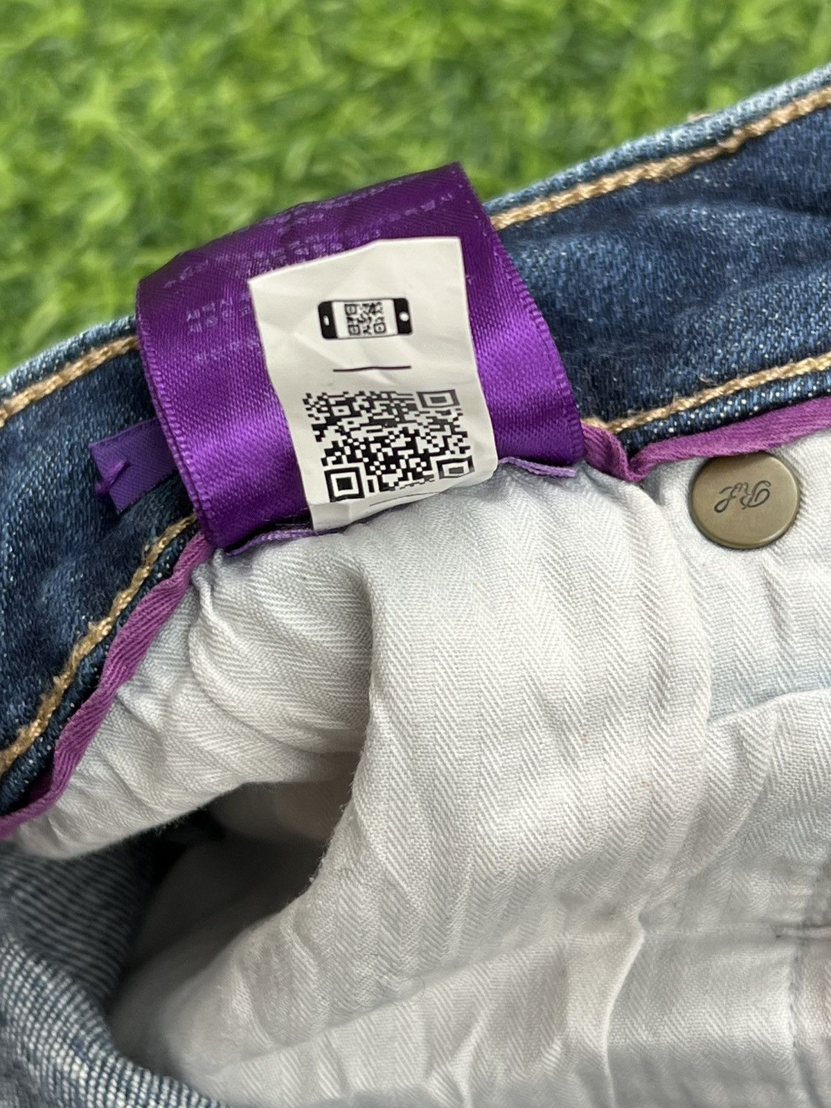 Polo Ralph Lauren Ralph Lauren Purple Label "Straight Fit" Hand-Brushed Denim Size US 32 / EU 48 - 17 Thumbnail