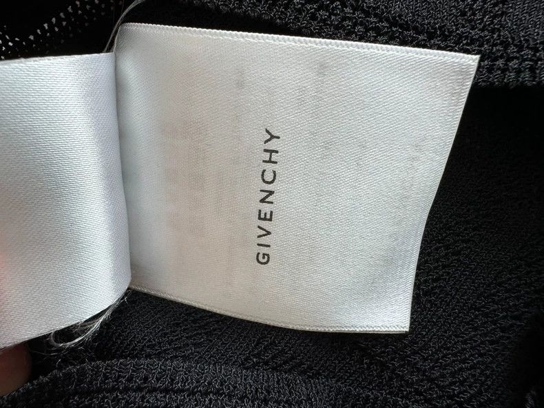 Givenchy Givenchy Black Full Logo Women's Short Size XS / US 0-2 / IT 36-38 - 6 Thumbnail