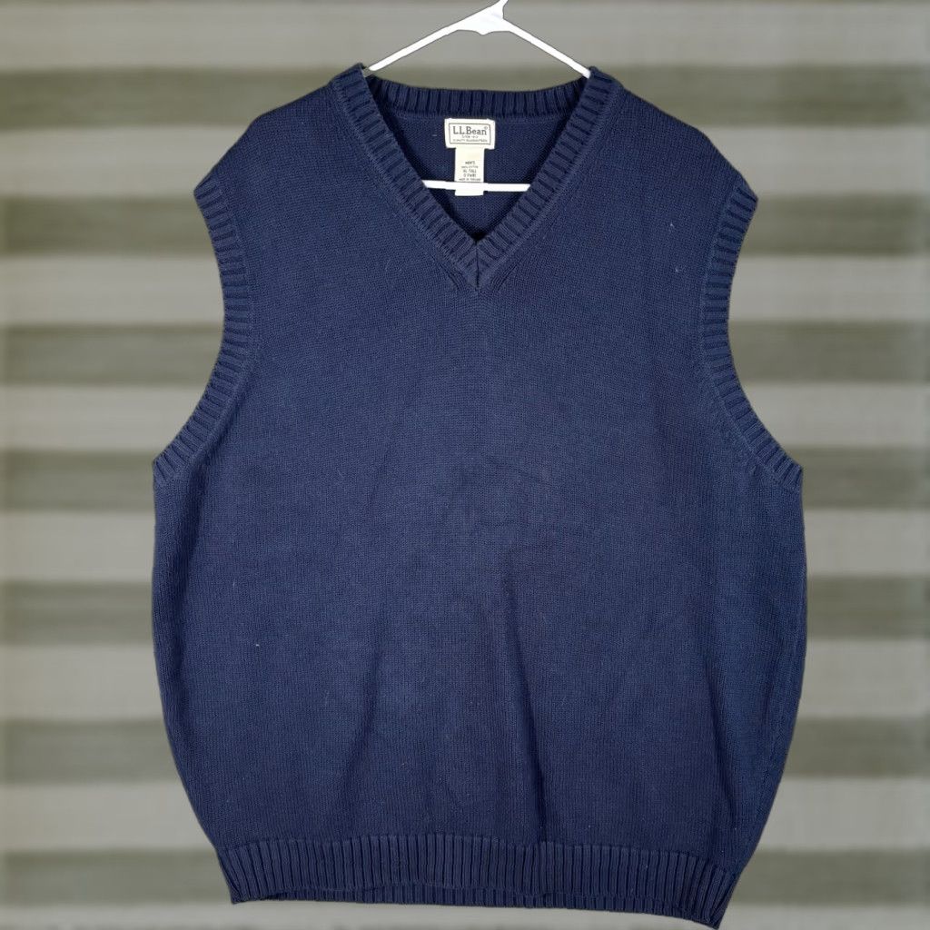Vintage L.L. Bean Sweater Vest Mens XLT Tall Navy V-Neck 100% Cotton Golf Pullover Vest Knitted Knit Casual Slim Big & Tall Mens Size US XL / EU 56 / 4 - 1 Thumbnail