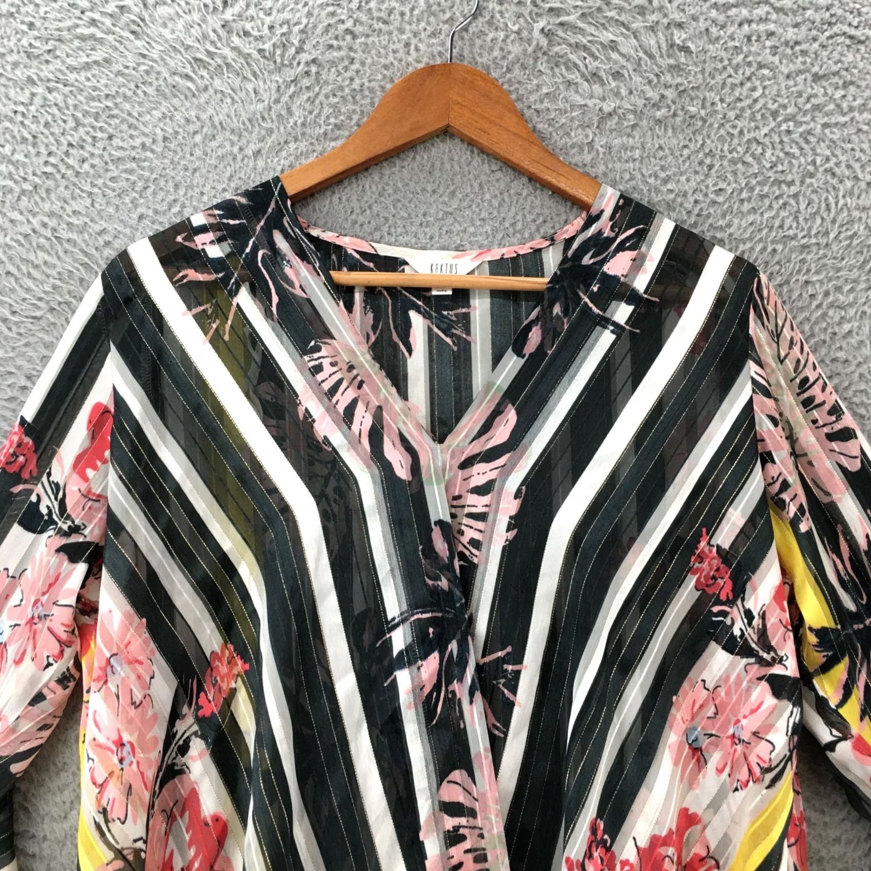 Bell Kaktus Bell Sleeve Blouse Top Womens S Multicolor Striped Vneck Pullover Casual Shirt Size S / US 4 / IT 40 - 2 Thumbnail