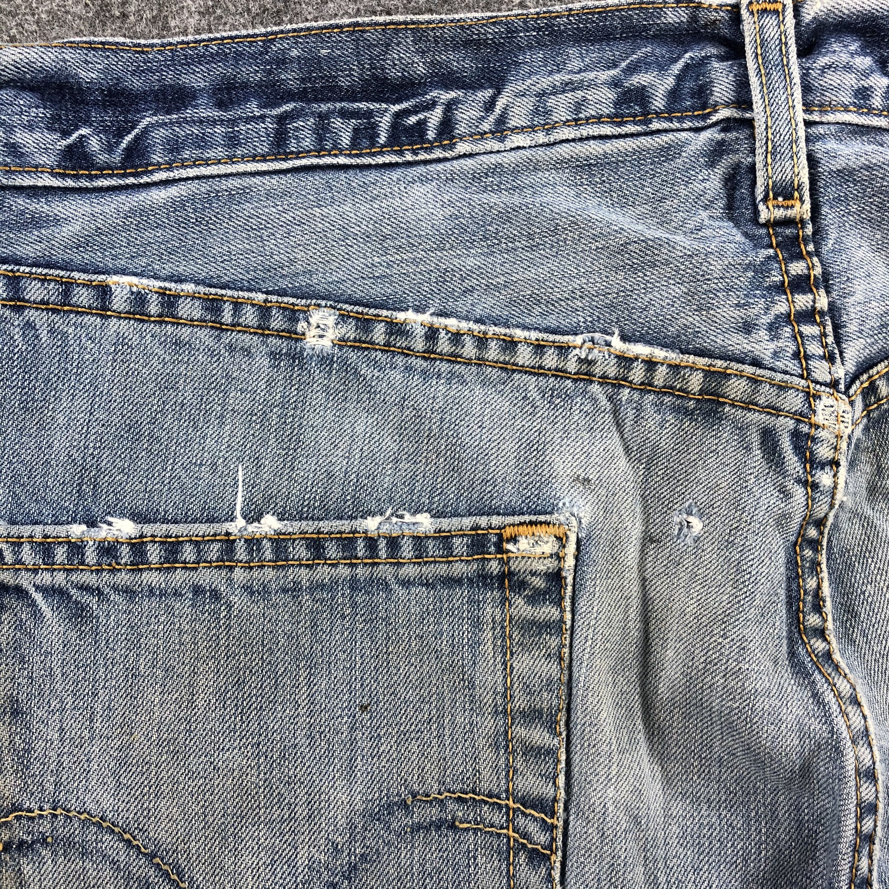Levi's 90s Vintage Blue Wash Levis 501 Jeans-J1602 Size US 33 - 10 Thumbnail