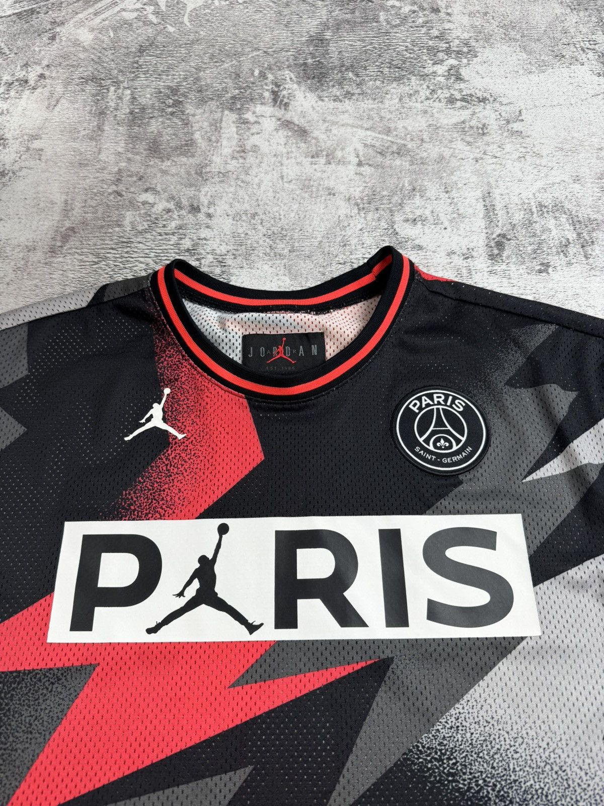 Jordan Brand Paris Saint Germain PSG Jordan Men’s M Size Soccer Football T Shirt Jersey Kit Size US M / EU 48-50 / 2 - 8 Thumbnail