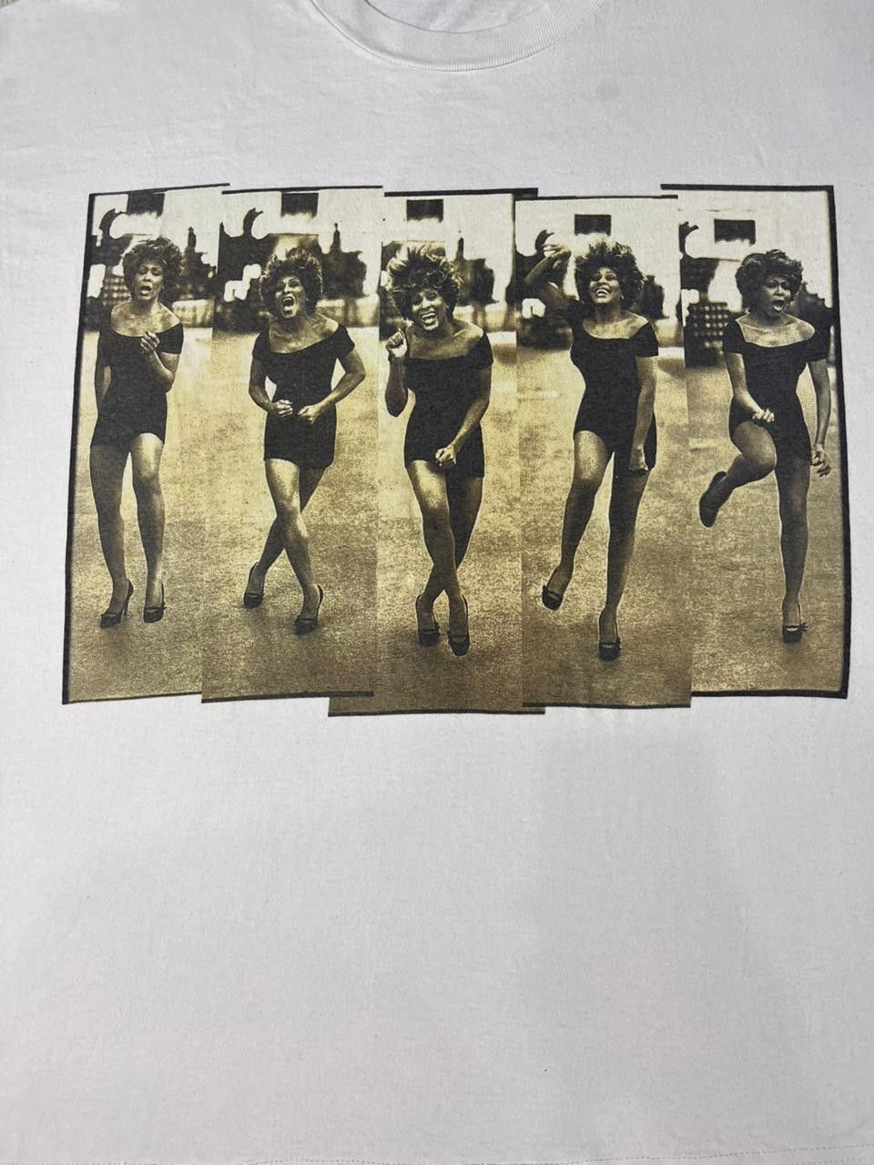 Vintage Vintage Tina Turner Wildest Dreams Tour Size US XL / EU 56 / 4 - 3 Thumbnail