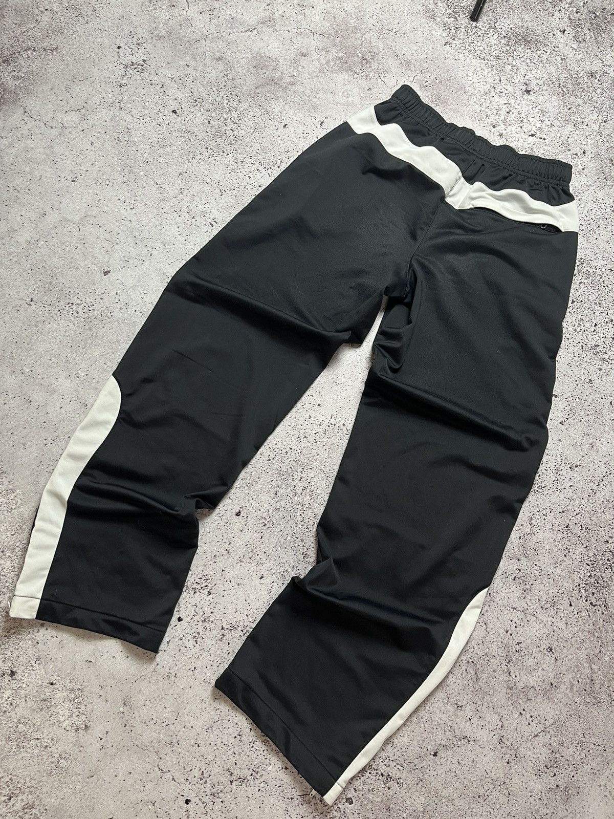 Nike × Vintage 🌽Vintage Nike Trackpants Nylon Y2K Style Drill Size US 30 / EU 46 - 7 Thumbnail