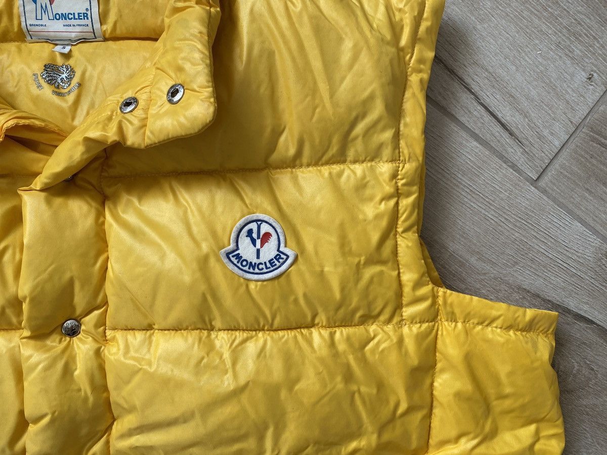 Moncler Rare Vintage Moncler Yellow Down Vest Puffer Gilet Jacket Size US L / EU 52-54 / 3 - 5 Thumbnail