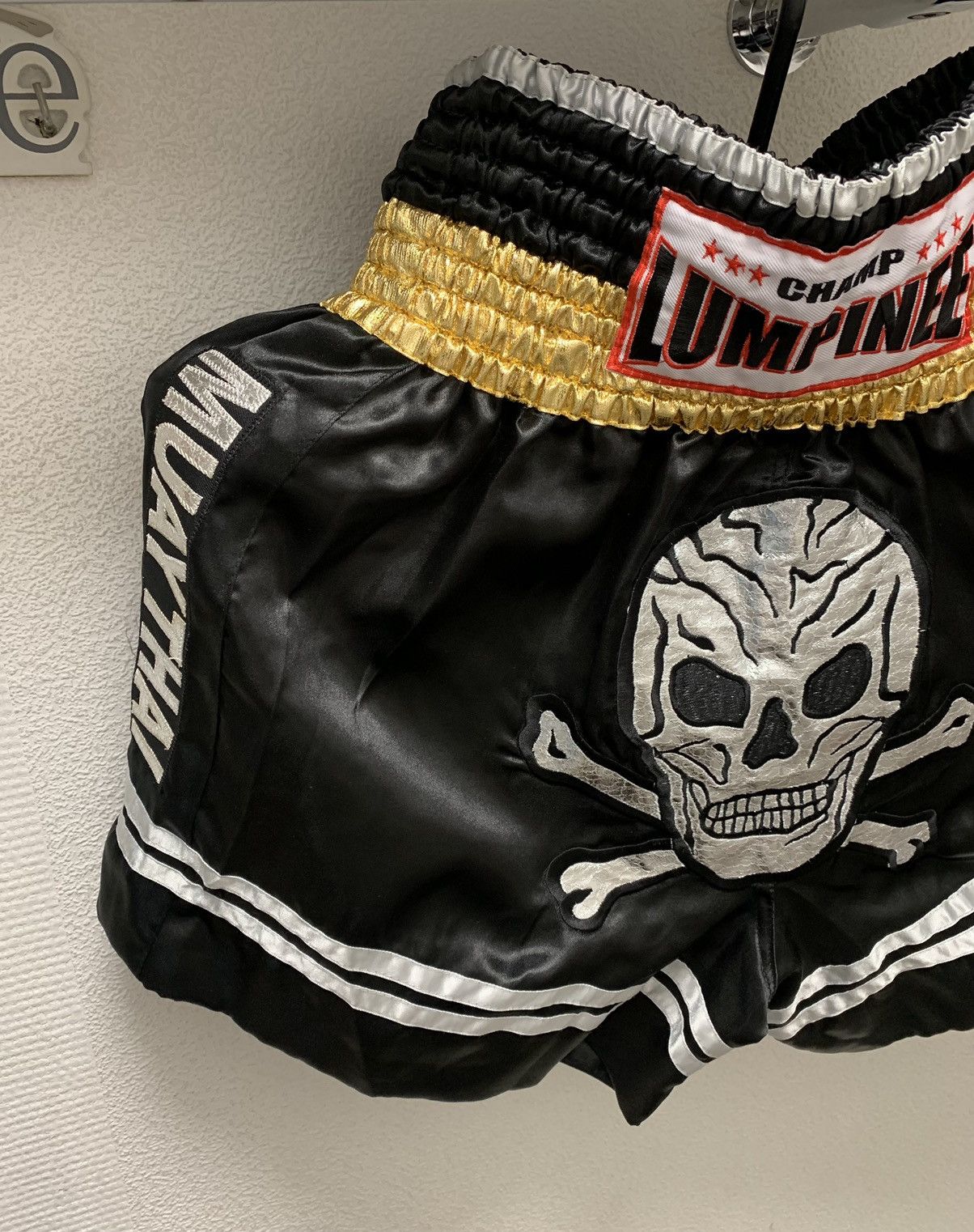 Sports Specialties Muay Thai black shorts skull champ lumpinee Xl 36 mma ufc Size US 36 / EU 52 - 7 Thumbnail