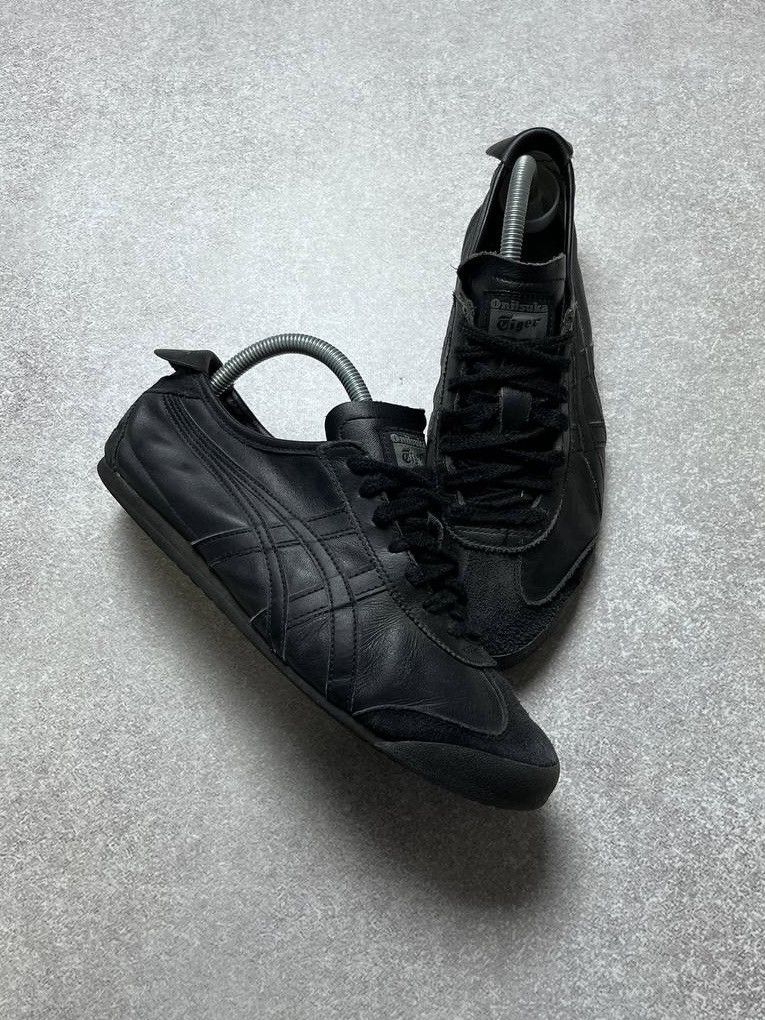 Asics × Vintage Vintage Asics Black Mexico 66 Low Top Sneakers US 8 Size US 8 / EU 41 - 1 Thumbnail