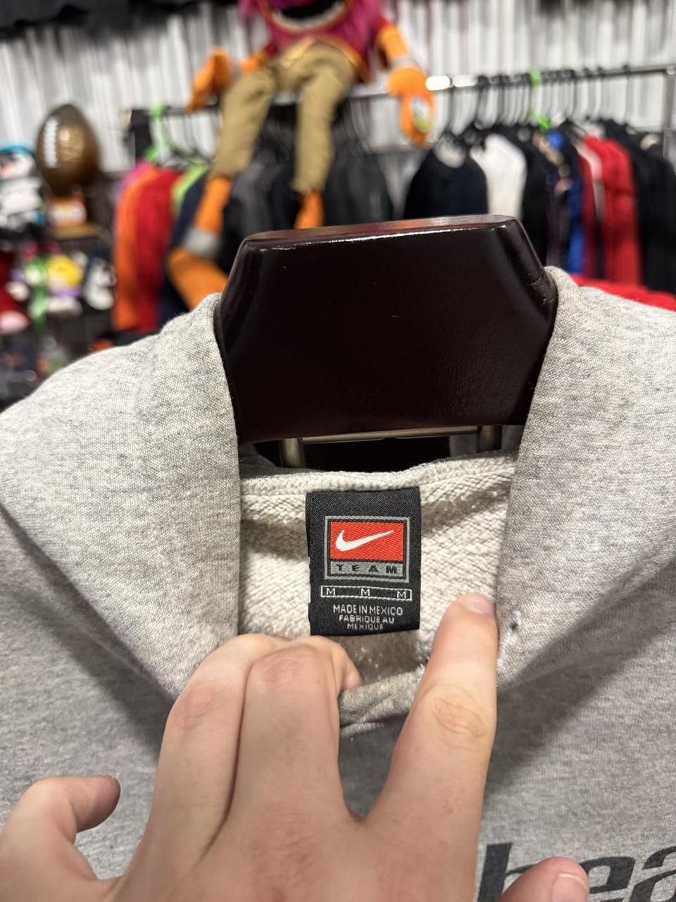 Nike Y2K Vintage Nike Center Swoosh Miami Heat Hoodie Medium Size US M / EU 48-50 / 2 - 4 Thumbnail