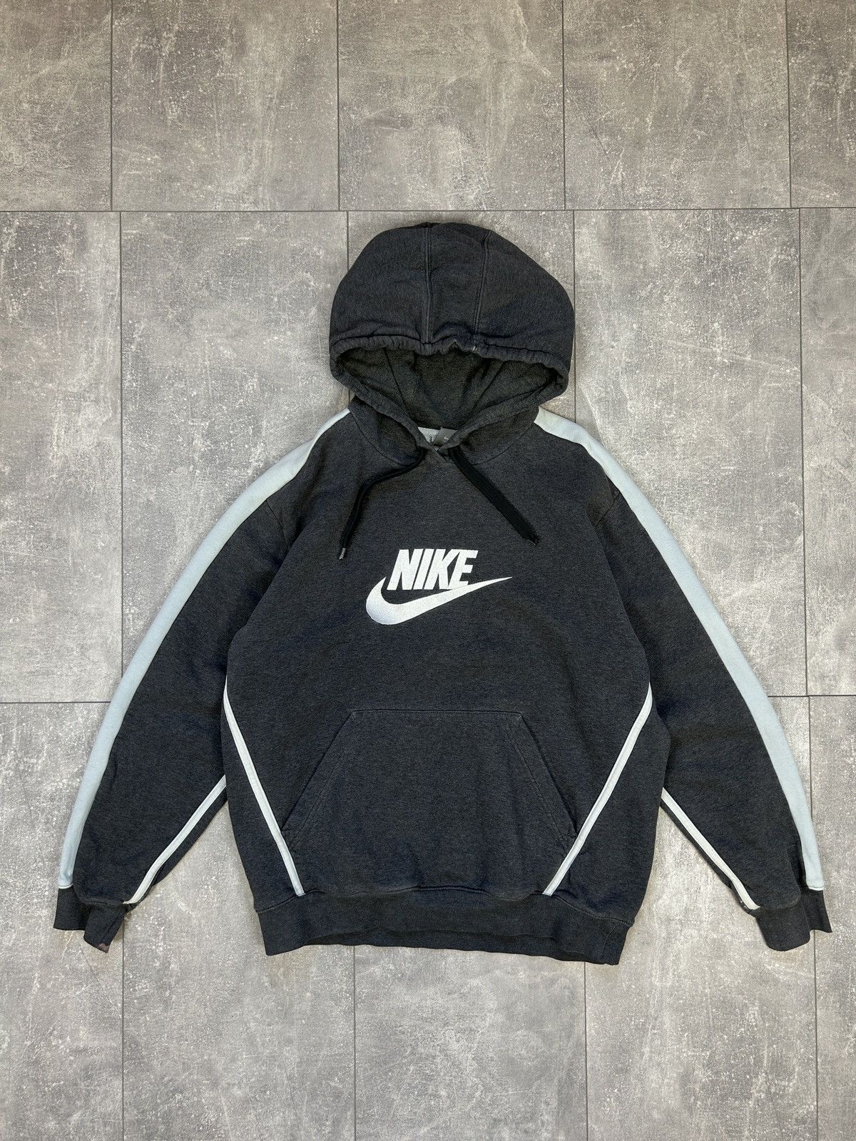Nike Mens Vintage Nike Hoodie big logo swoosh tn acg streetwear Size US M / EU 48-50 / 2 - 1 Thumbnail