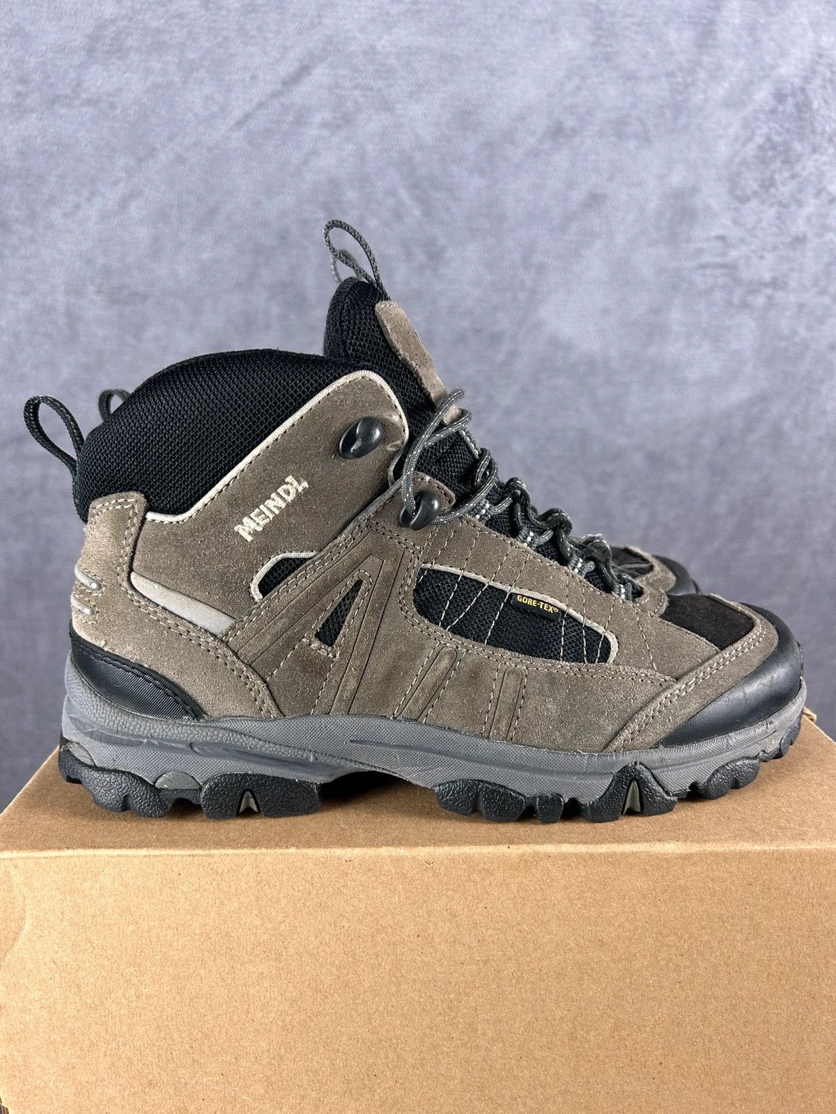 Vintage Meindl Gore-tex hiking high boots black grey mini logo Size US 7 / EU 40 - 5 Thumbnail