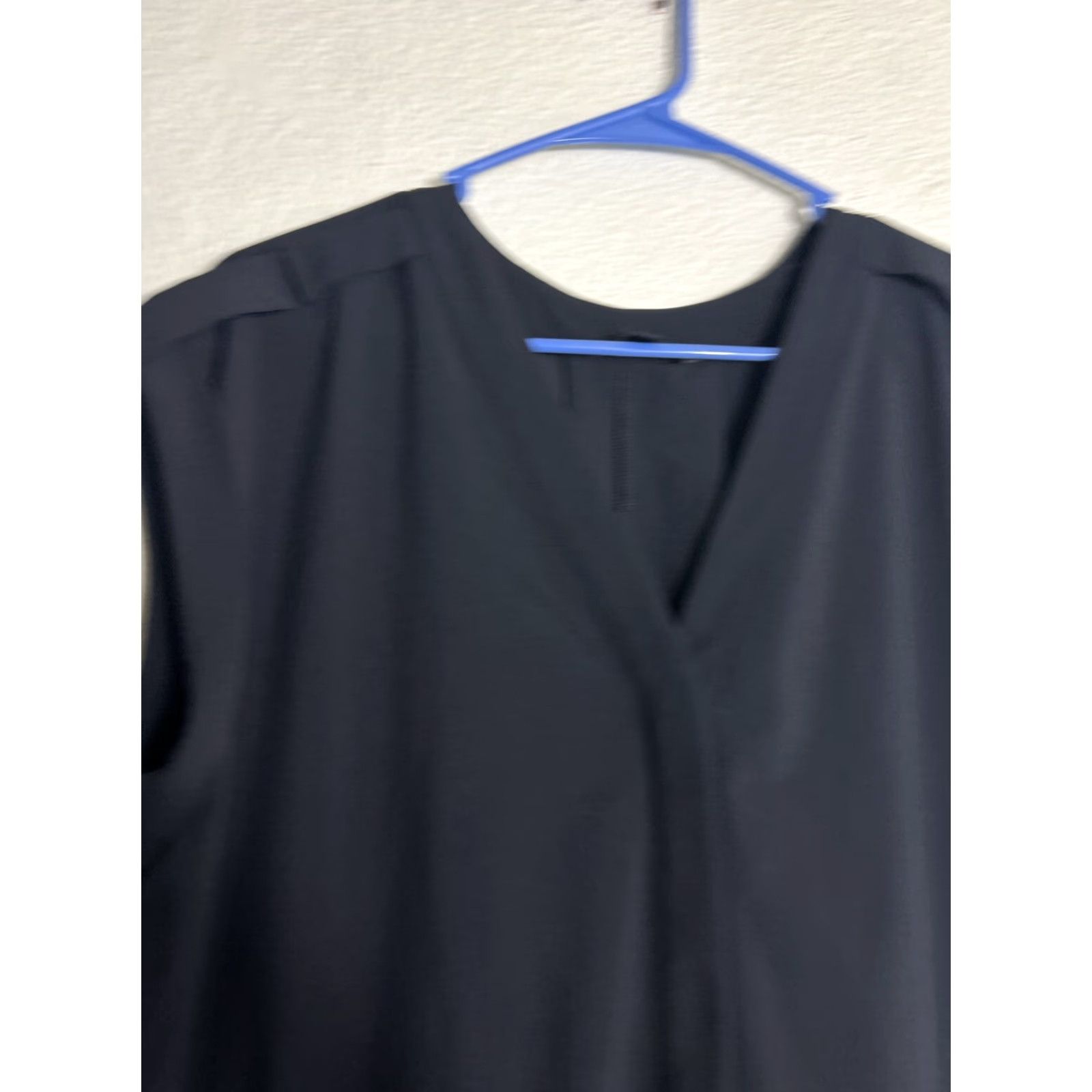 Athleta Athleta Romper Women's 12 Black Cap Sleeve Short Sleeve 3.5" Inseam Semi-Fitted One-Piece Size 34" / US 12 / IT 48 - 2 Thumbnail
