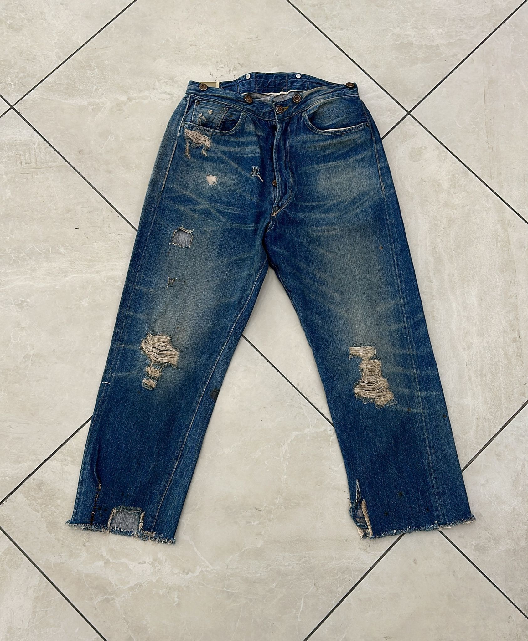 Levi's Vintage Clothing LVC Levi's Vintage Clothing 1880 501XX BigE Selvedge Jeans Size US 28 / EU 44 - 2 Thumbnail