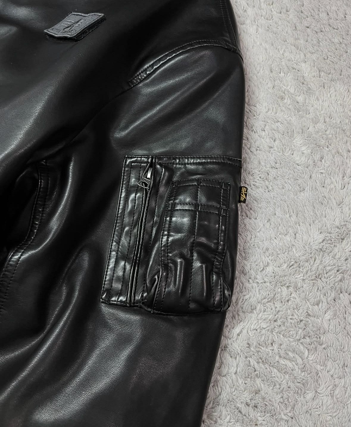 Alpha Industries CRAZY ALPHA INDUSTRIES LEATHER JACKET IN SIZE XL Size US XL / EU 56 / 4 - 5 Thumbnail