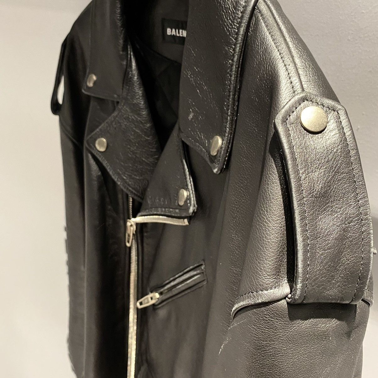 Balenciaga Balenciaga Painted Leather Biker Jacket Size US L / EU 52-54 / 3 - 9 Thumbnail