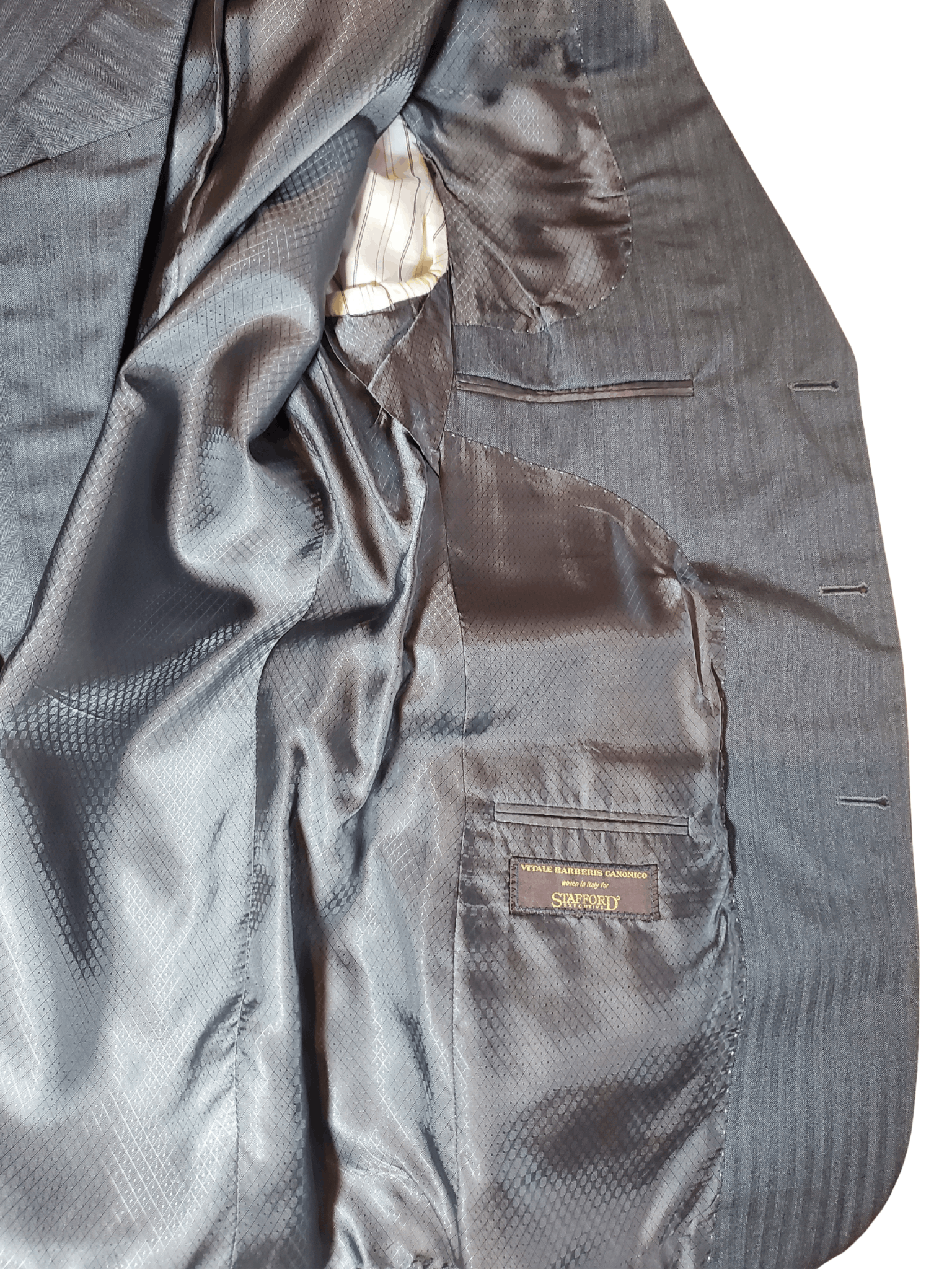 Stafford Classic Stafford 100% Wool Suit, Dark Gray - 38R / 30x32 Size 38R - 8 Thumbnail