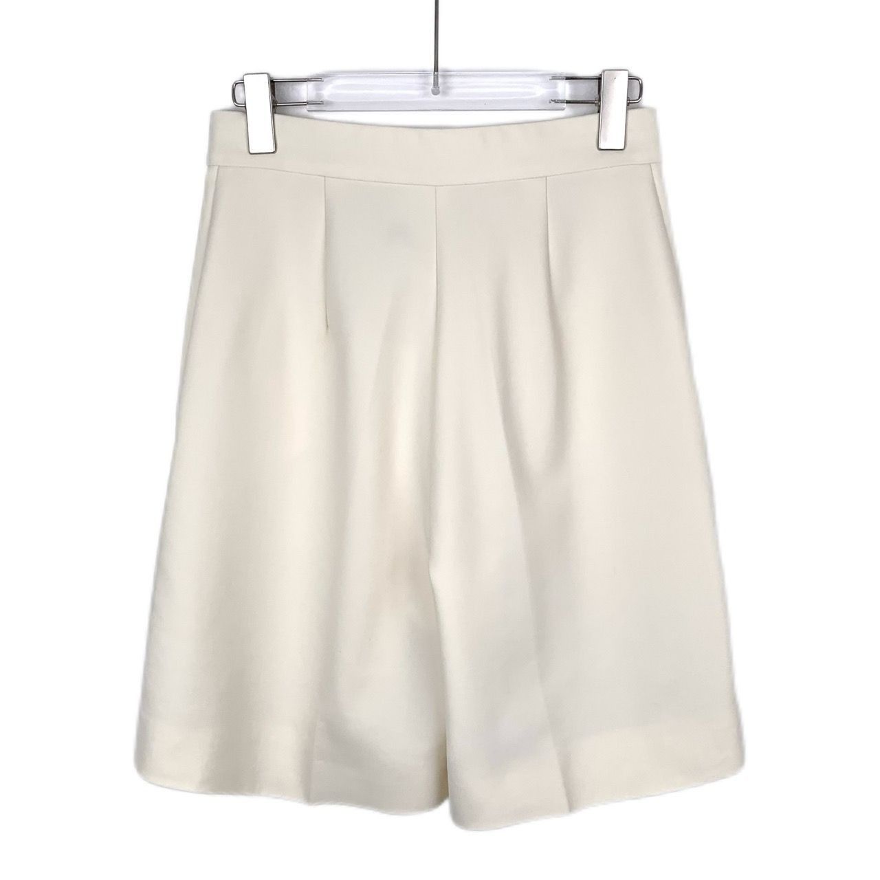 Max Mara Maxmara Beige Wool Shorts (Size 40) Size 40" / US 18 - 6 Thumbnail