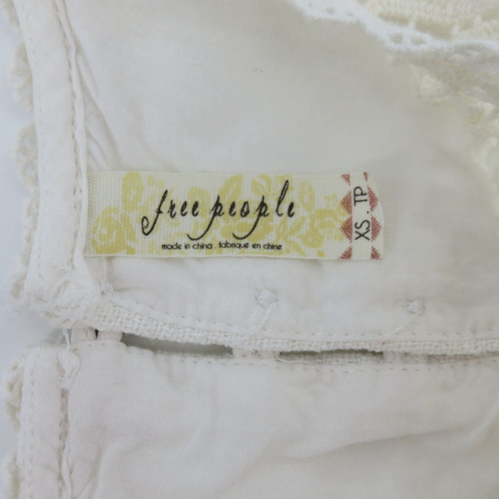 Free People Free People Women XS White Crochet Lace Button Sleeveless Mini Dress Size XS / US 0-2 / IT 36-38 - 7 Thumbnail