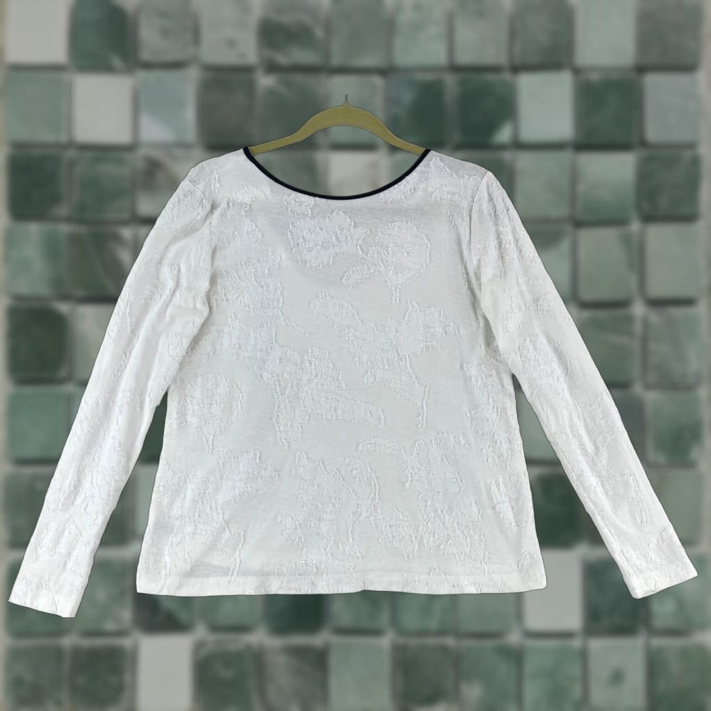 Loft LOFT White Textured Long Sleeve Pullover Shirt Womens Size Small Casual Shirt Size S / US 4 / IT 40 - 1 Thumbnail