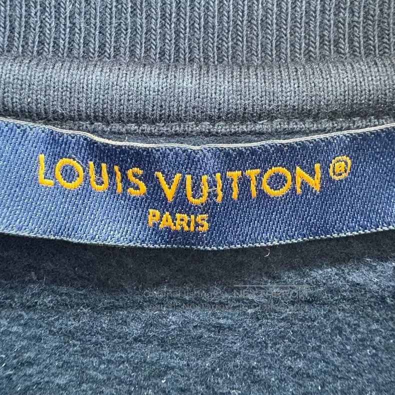 Louis Vuitton Louis Vuitton Flocked logo dark blue sweatshirt Size US S / EU 44-46 / 1 - 5 Thumbnail