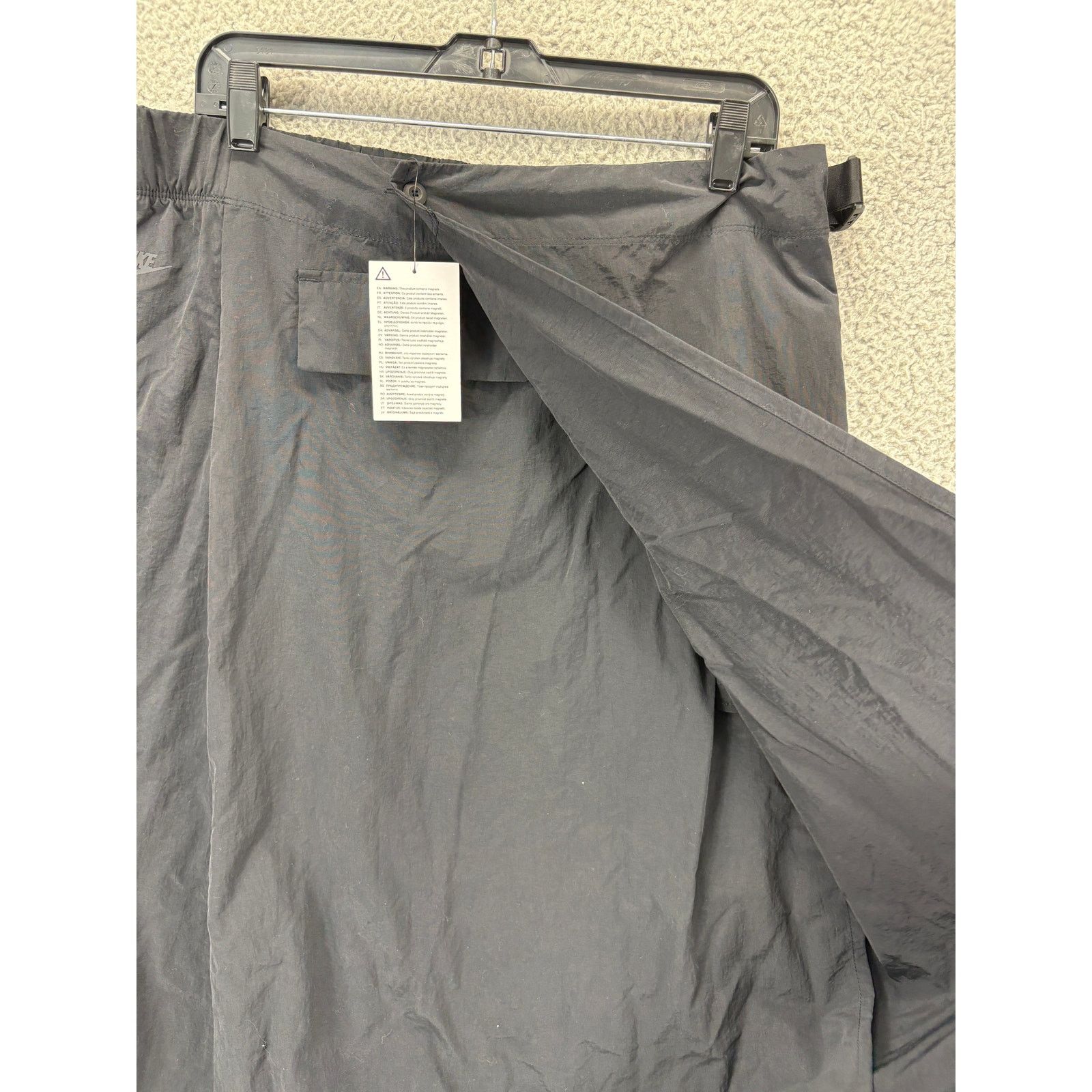 Nike Nike x Damen Wickel Rock Tech Pack Wrap Midi Skirt Womens L Size 30" / US 8 / IT 44 - 2 Thumbnail