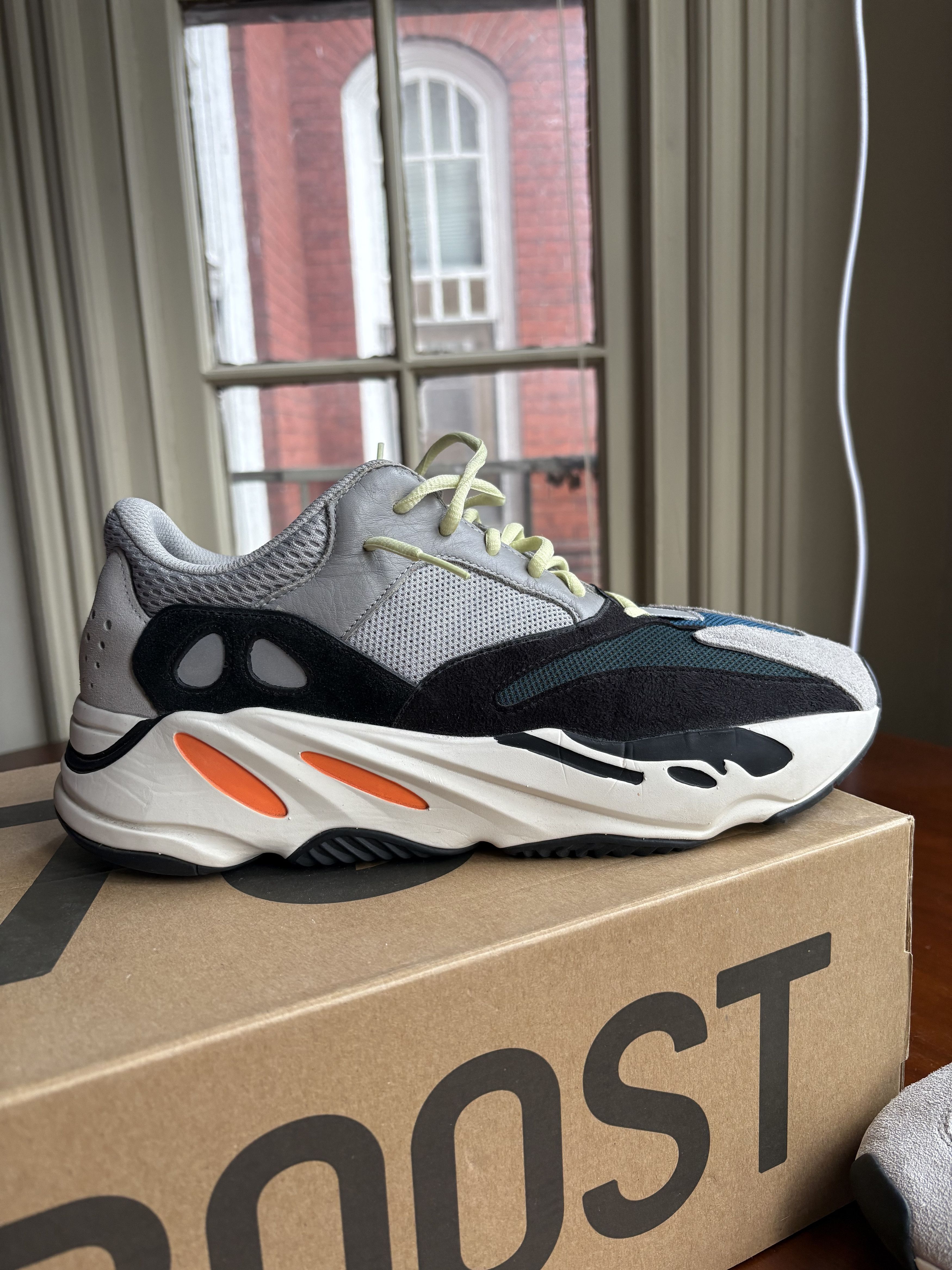 Yeezy Yeezy 700 waverunner Size US 11.5 / EU 44-45 - 5 Thumbnail