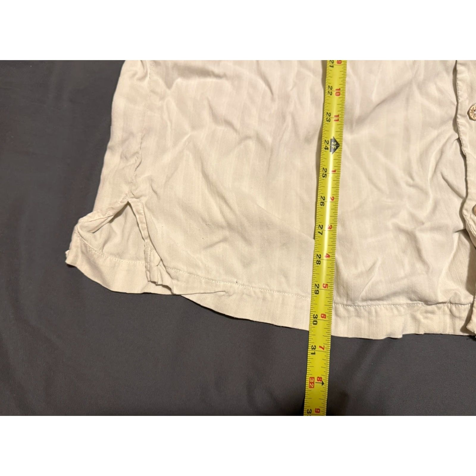 Tommy Bahama VINTAGE Tommy Bahama Camp Shirt XL Ivory Silk Embroidered Another Year in Paradise 2009 Short Sleeve Button-Up Mens Size US XL / EU 56 / 4 - 3 Thumbnail