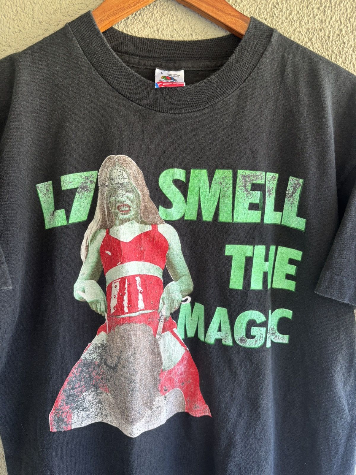 Other 1990 L7 Smell The Magic Tee Size US L / EU 52-54 / 3 - 2 Thumbnail