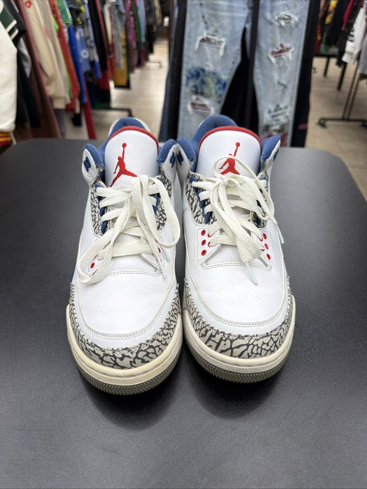 Jordan Brand Nike Air Jordan 3 Retro True Blue White Blue Red 2016 9.5 Size US 10 / EU 43 - 23 Thumbnail