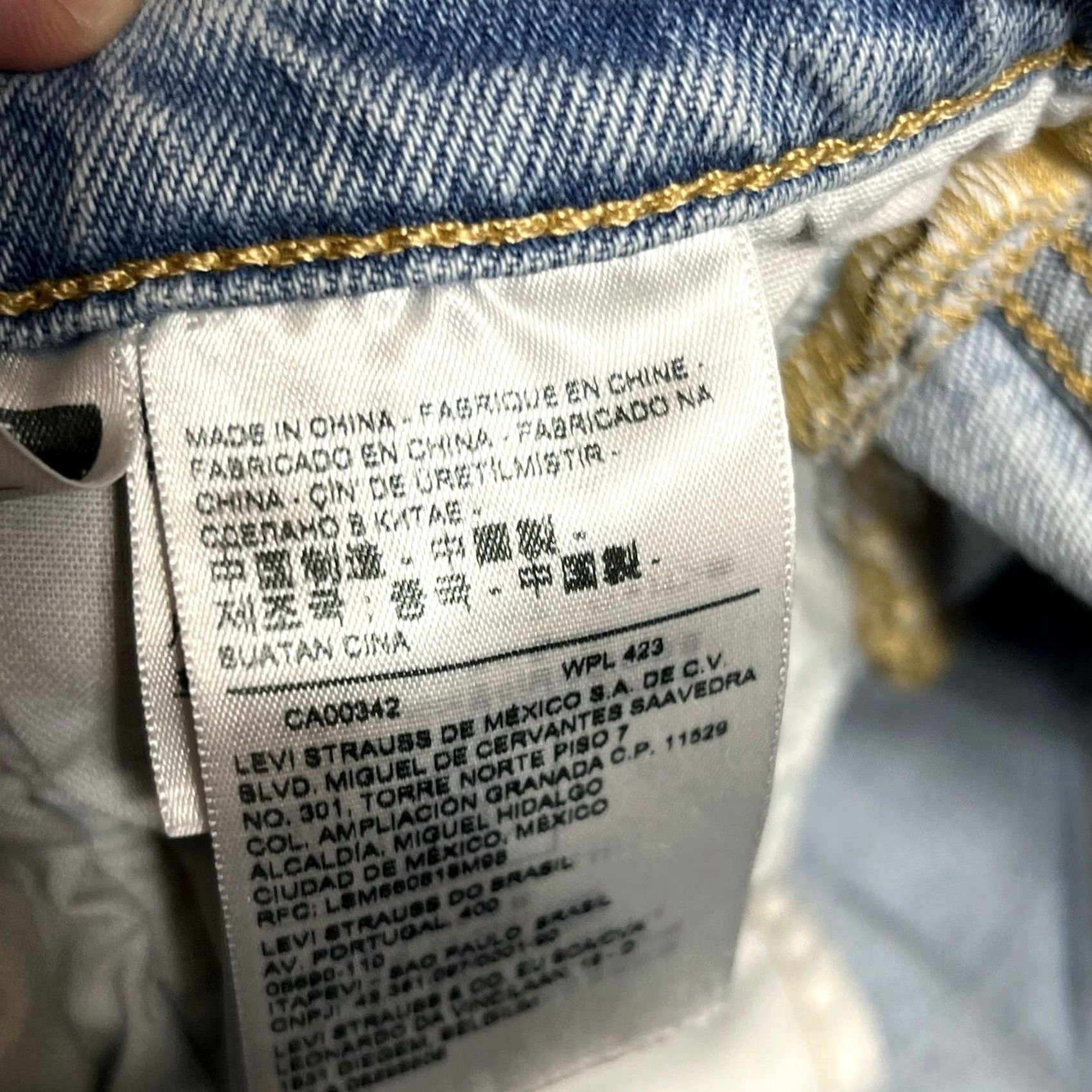 Levi's Levi's 501 Skinny Jeans Womens Blue Light Wash Denim 27 Skinny 5-Pocket Distressed Stretch Cropped 27.5in Inseam Regular Size 27 Size 27" / US 4 / IT 40 - 7 Thumbnail