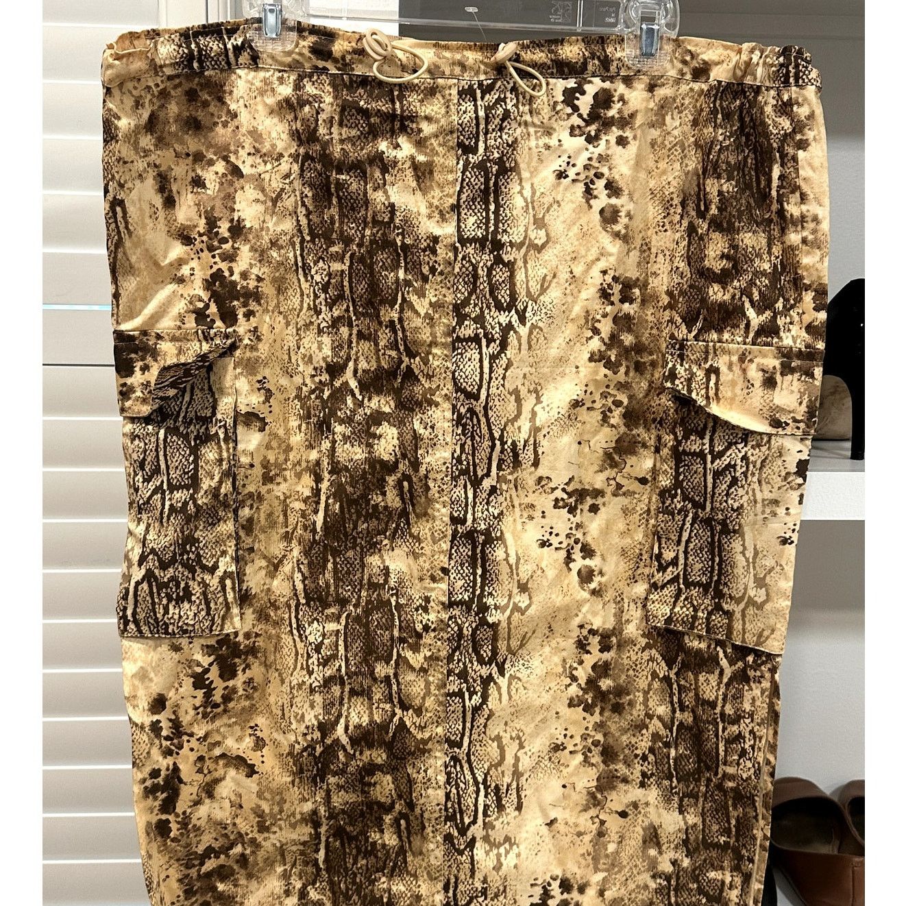 Asos ASOS Women's Beige Brown Snake Print Cargo Midi Skirt 10 NWT Size 32" / US 10 / IT 46 - 3 Thumbnail