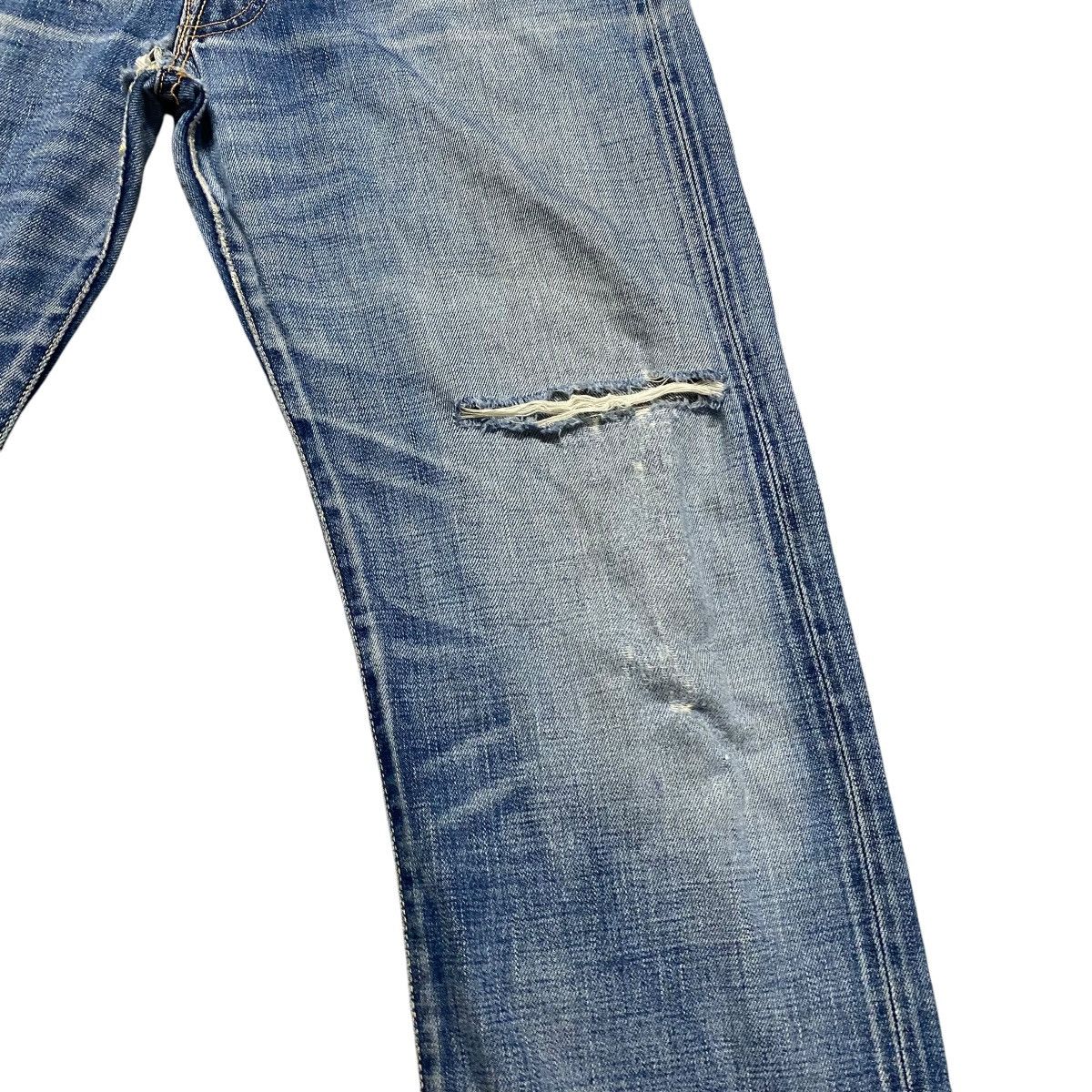 Levi's Vintage Y2K Levis 501 Big E Hidden Rivets Selvedge Jeans Size US 31 - 7 Thumbnail