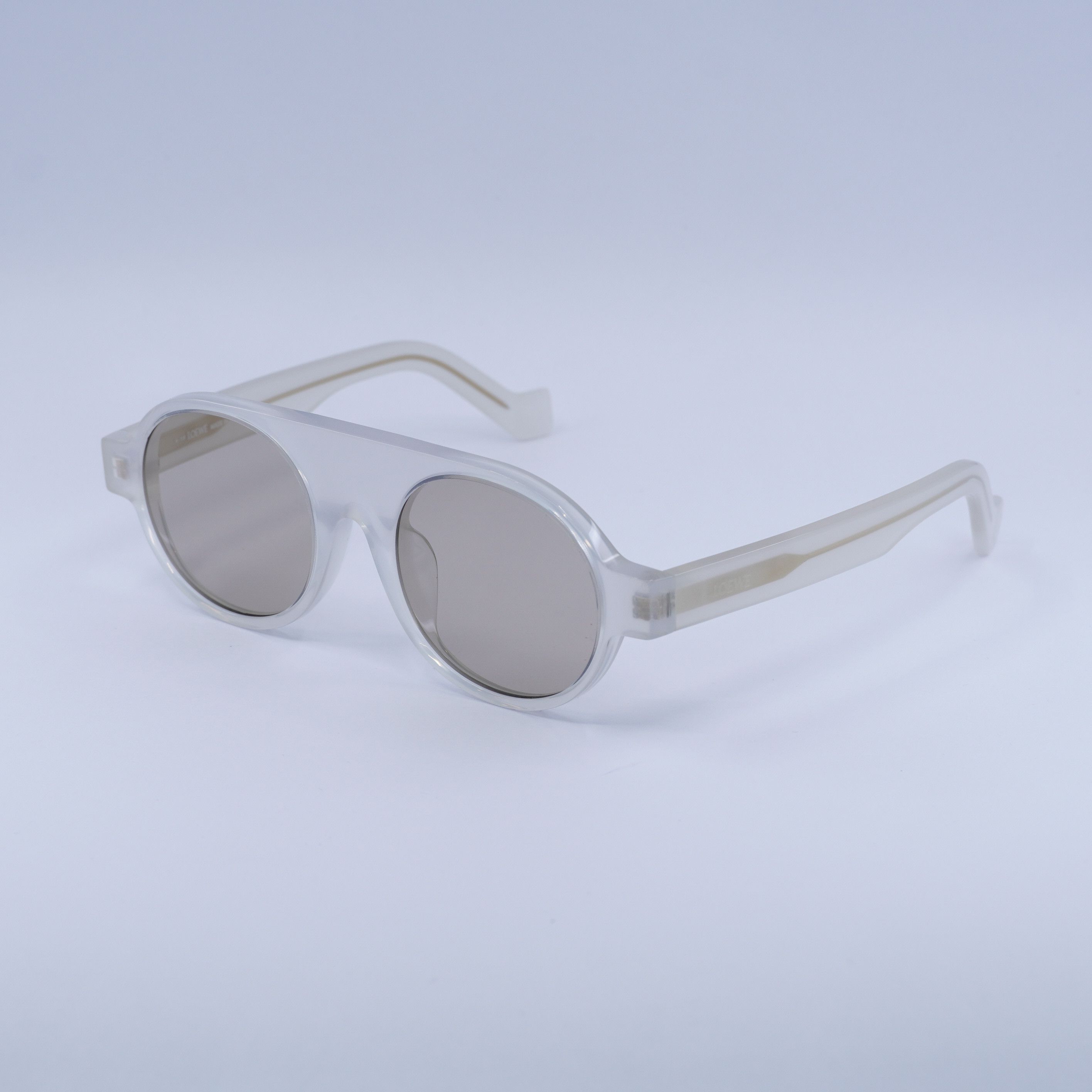 Loewe Loewe LW40020F 21E White Sunglasses Size ONE SIZE - 2 Thumbnail