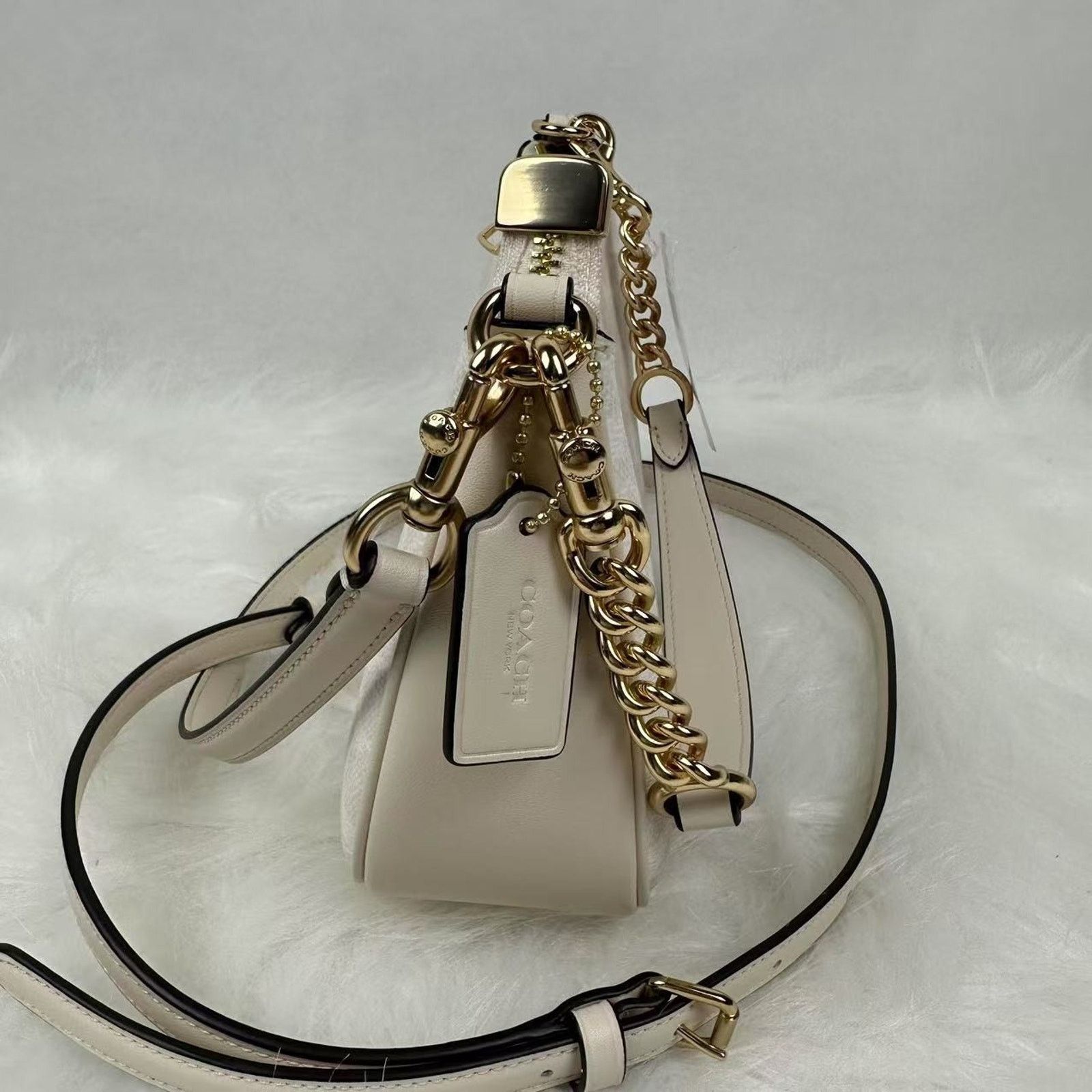 Coach Coach Teri Shoulder Signature Canvas In Gold/White/Chalk Size ONE SIZE - 3 Thumbnail