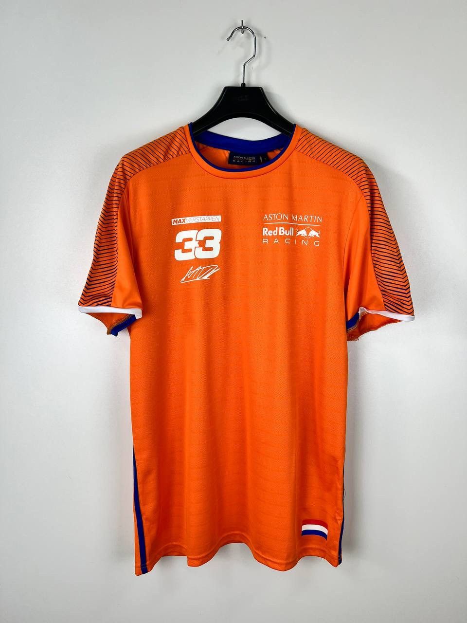 Red Bull × Vintage Aston Martin Red Bull racing t-shirts size L Size US M / EU 48-50 / 2 - 1 Thumbnail