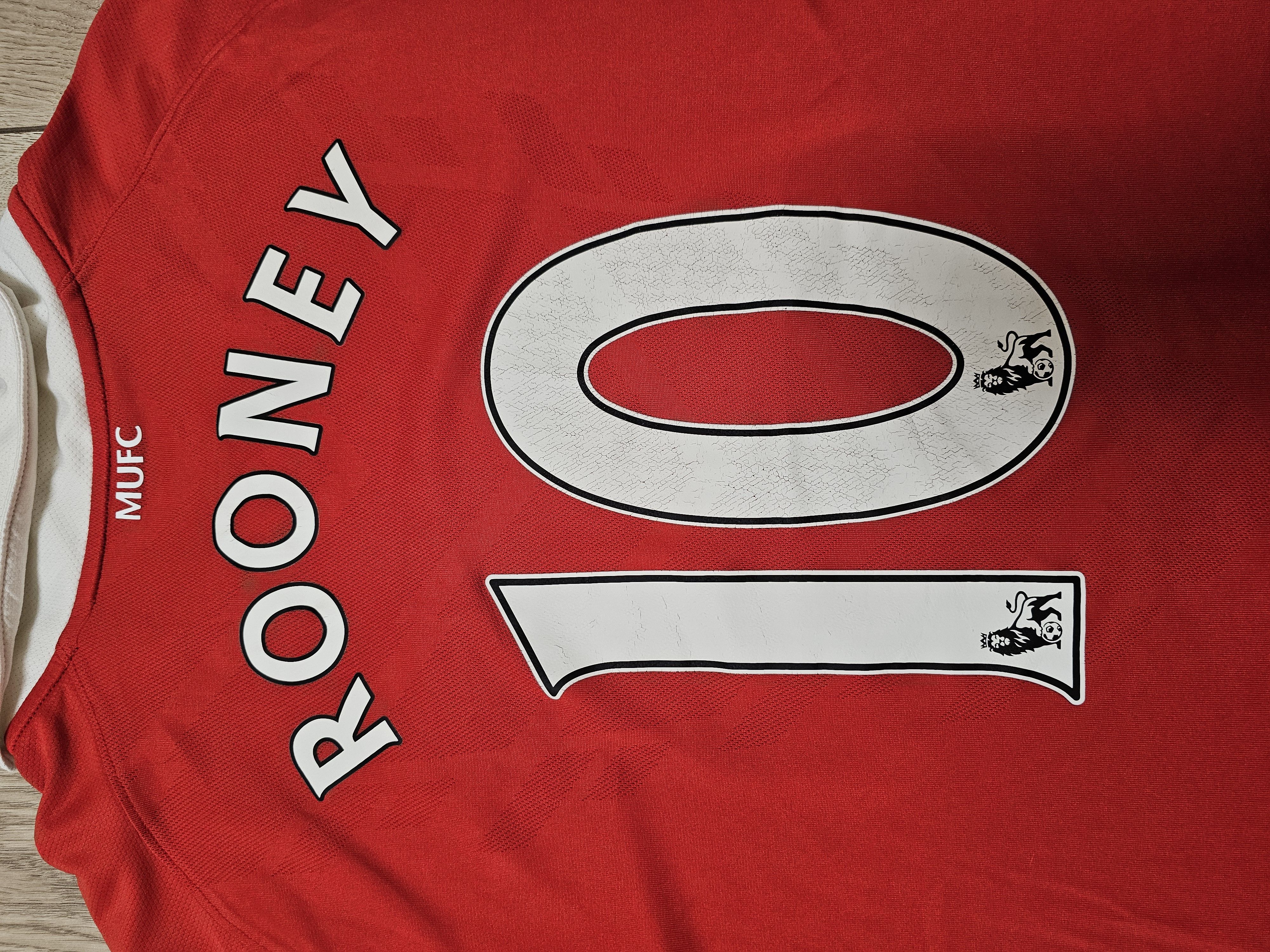 Nike MANCHESTER UNITED 2010 2011 HOME ROONEY FOOTBALL SOCCER Size US L / EU 52-54 / 3 - 5 Thumbnail