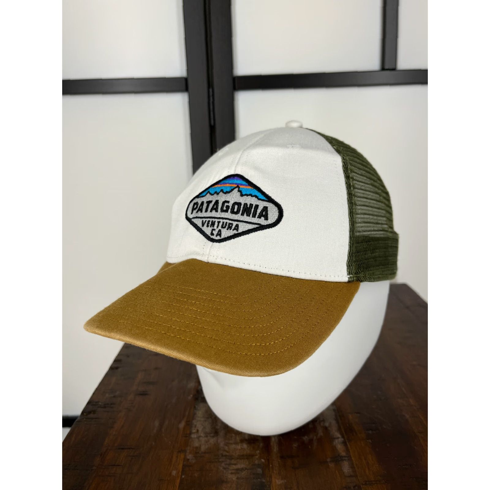 Patagonia Patagonia Hat Cap Snap Back Adult One Size Beige Green Ventura CA Trucker Cotton Size ONE SIZE - 4 Thumbnail
